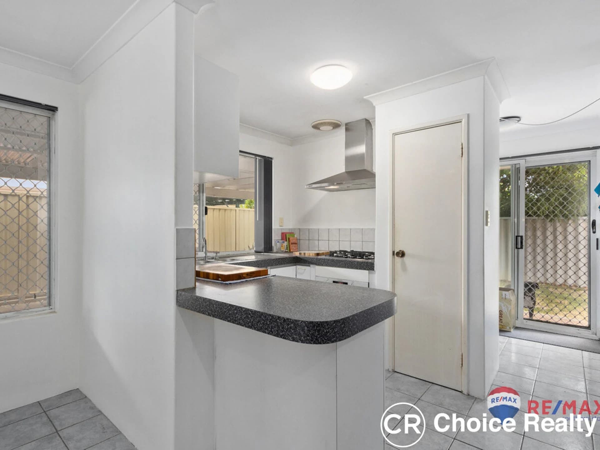 8 Kirton Court, REDCLIFFE WA 6104, Redcliffe - Thumbnail 6