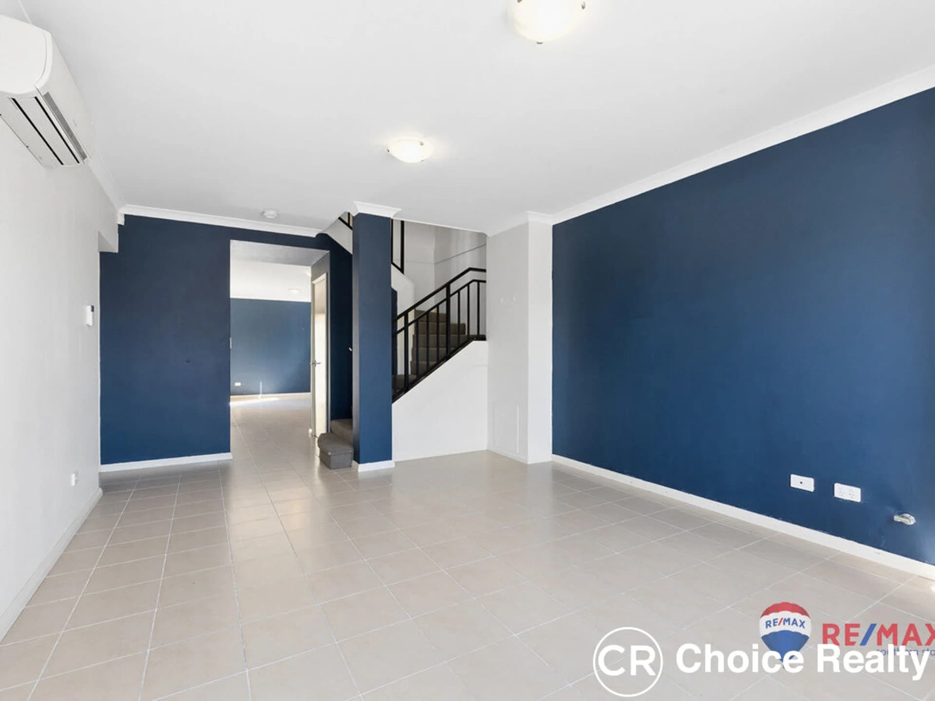 2/6 Hogarth Street, Cannington WA 6107, Cannington - Thumbnail 3