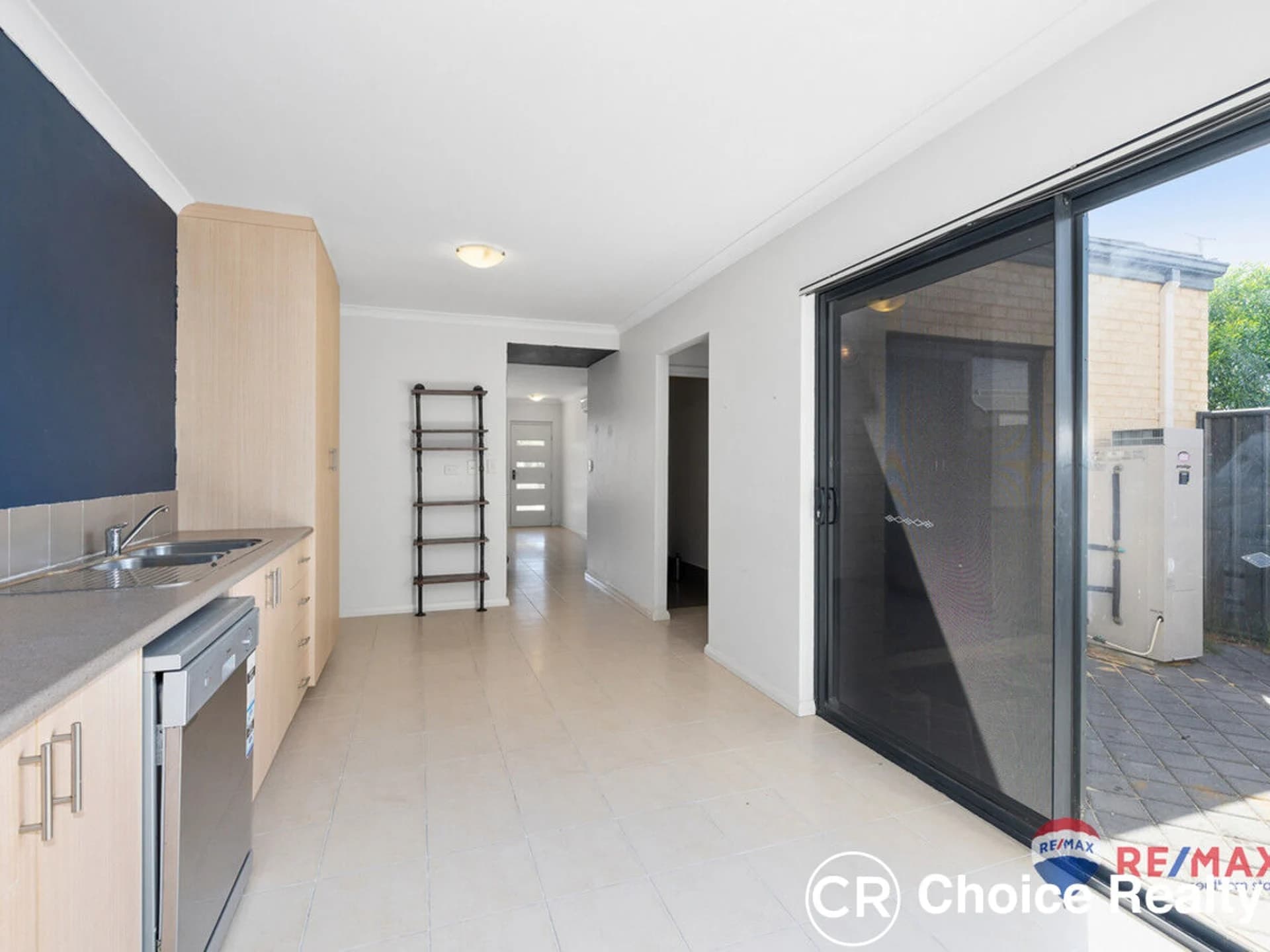 2/6 Hogarth Street, Cannington WA 6107, Cannington - Thumbnail 4