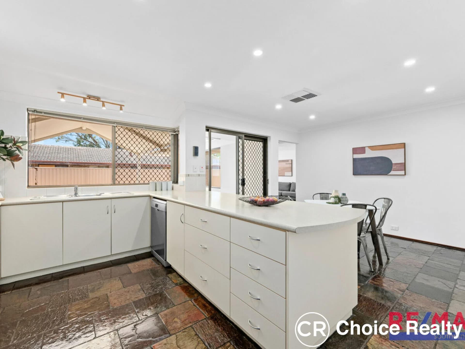 28 Keslake Way, Parkwood WA 6147, Parkwood - Thumbnail 6