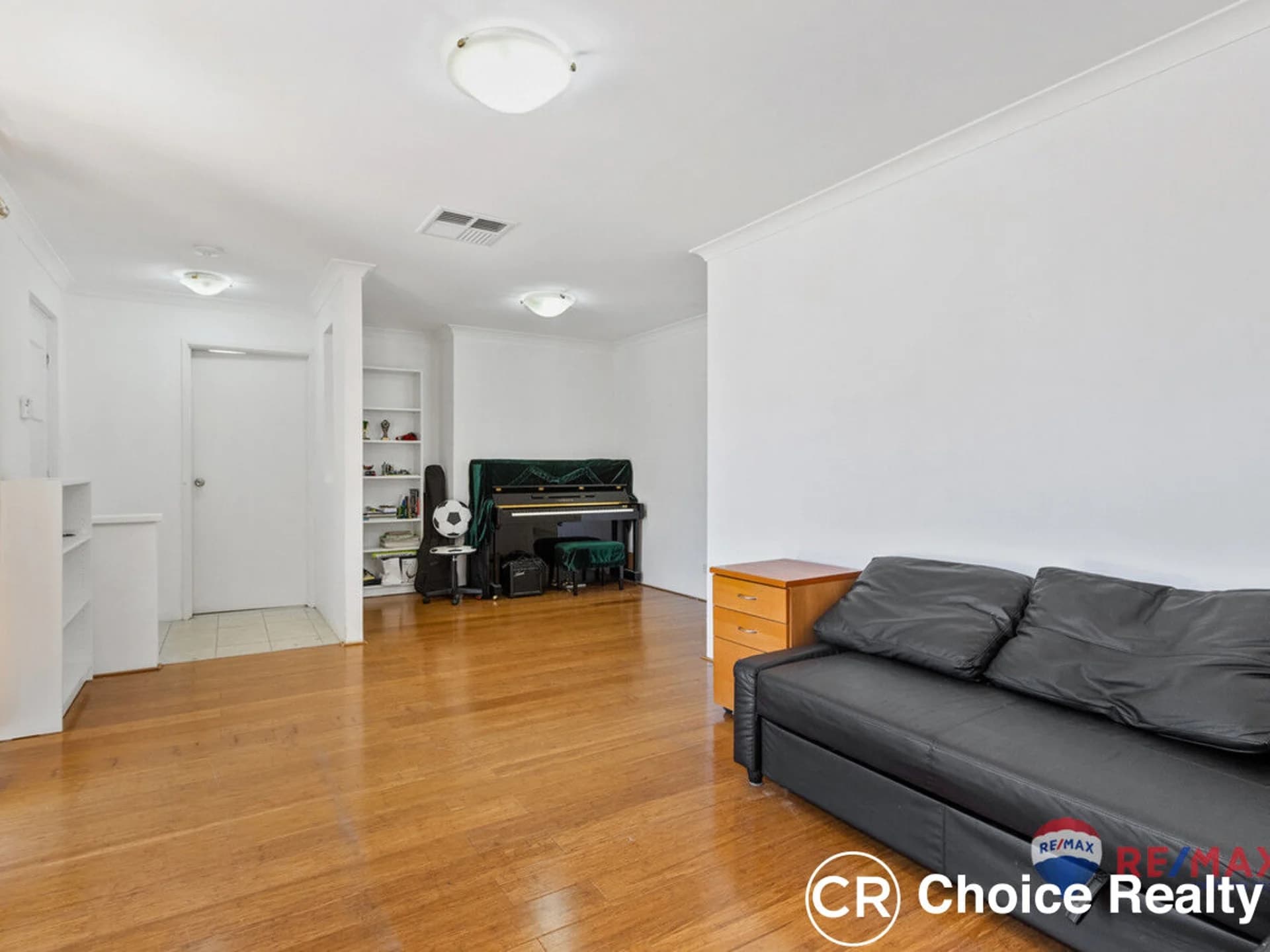 1/339 Sydenham Street, Belmont WA 6104, Belmont - Thumbnail 4