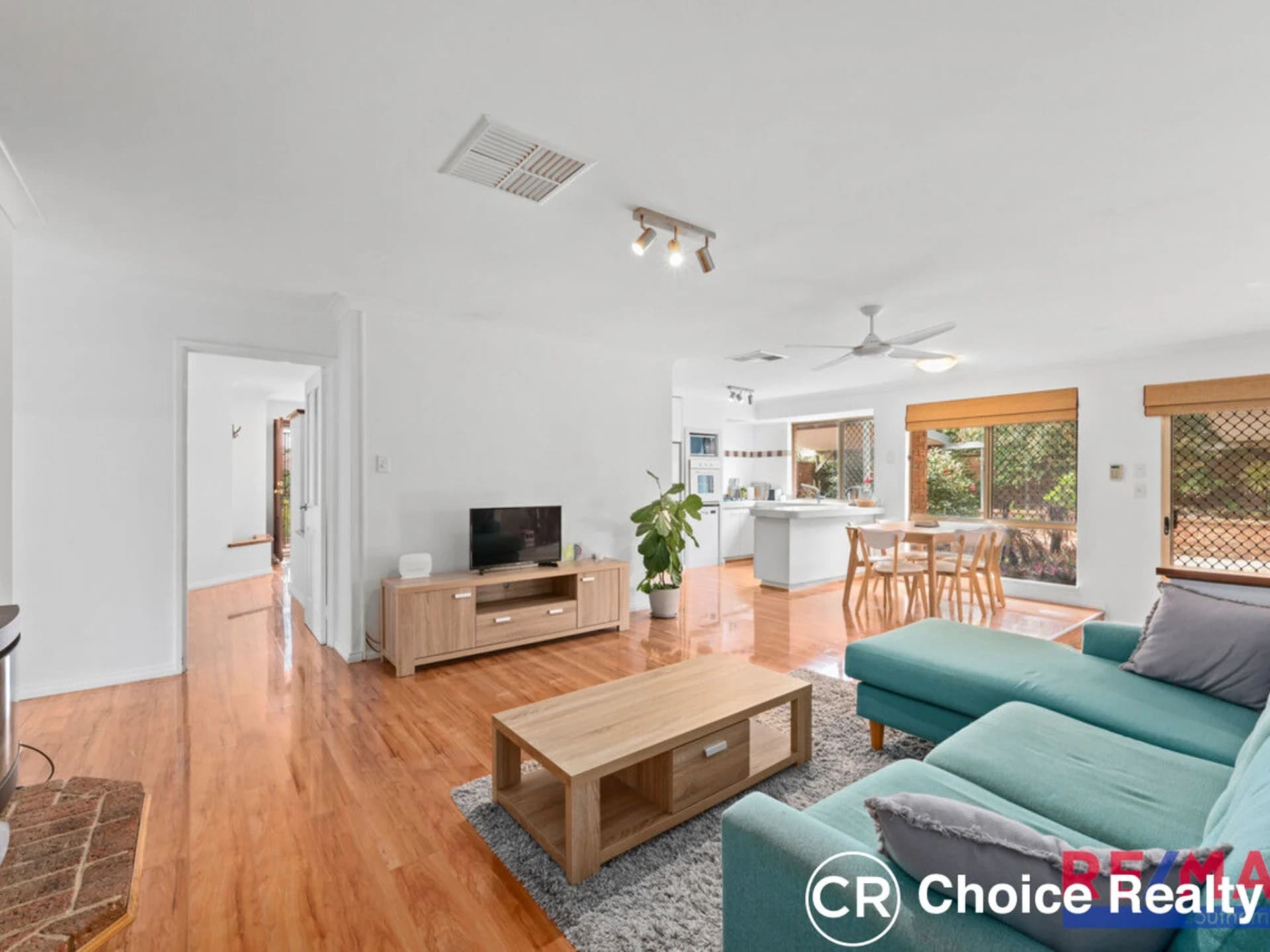24 Broadbent Loop, Leeming WA 6149, Leeming - Thumbnail 2