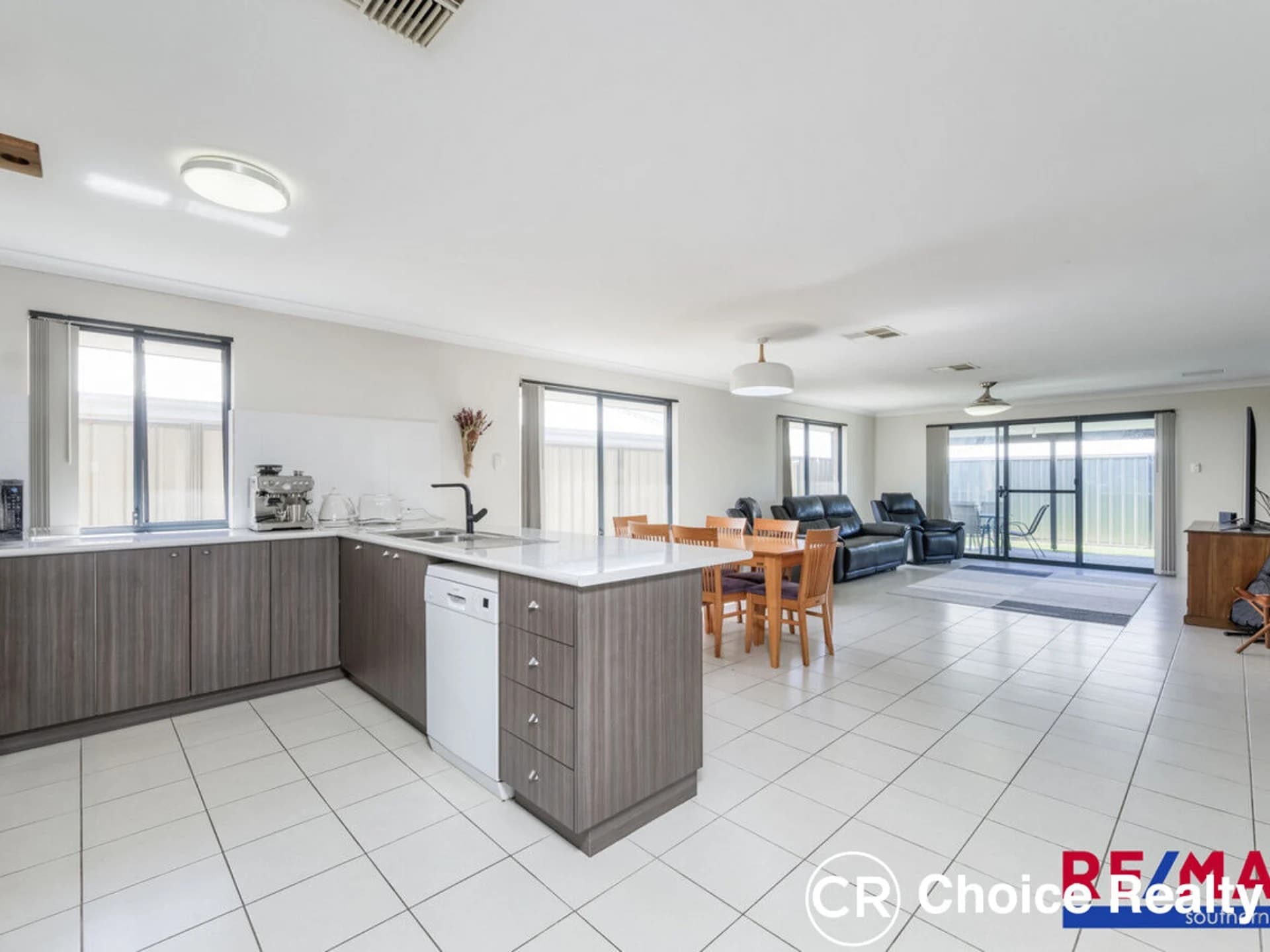 16 Grafton Rise, Baldivis WA 6171, Baldivis - Thumbnail 8