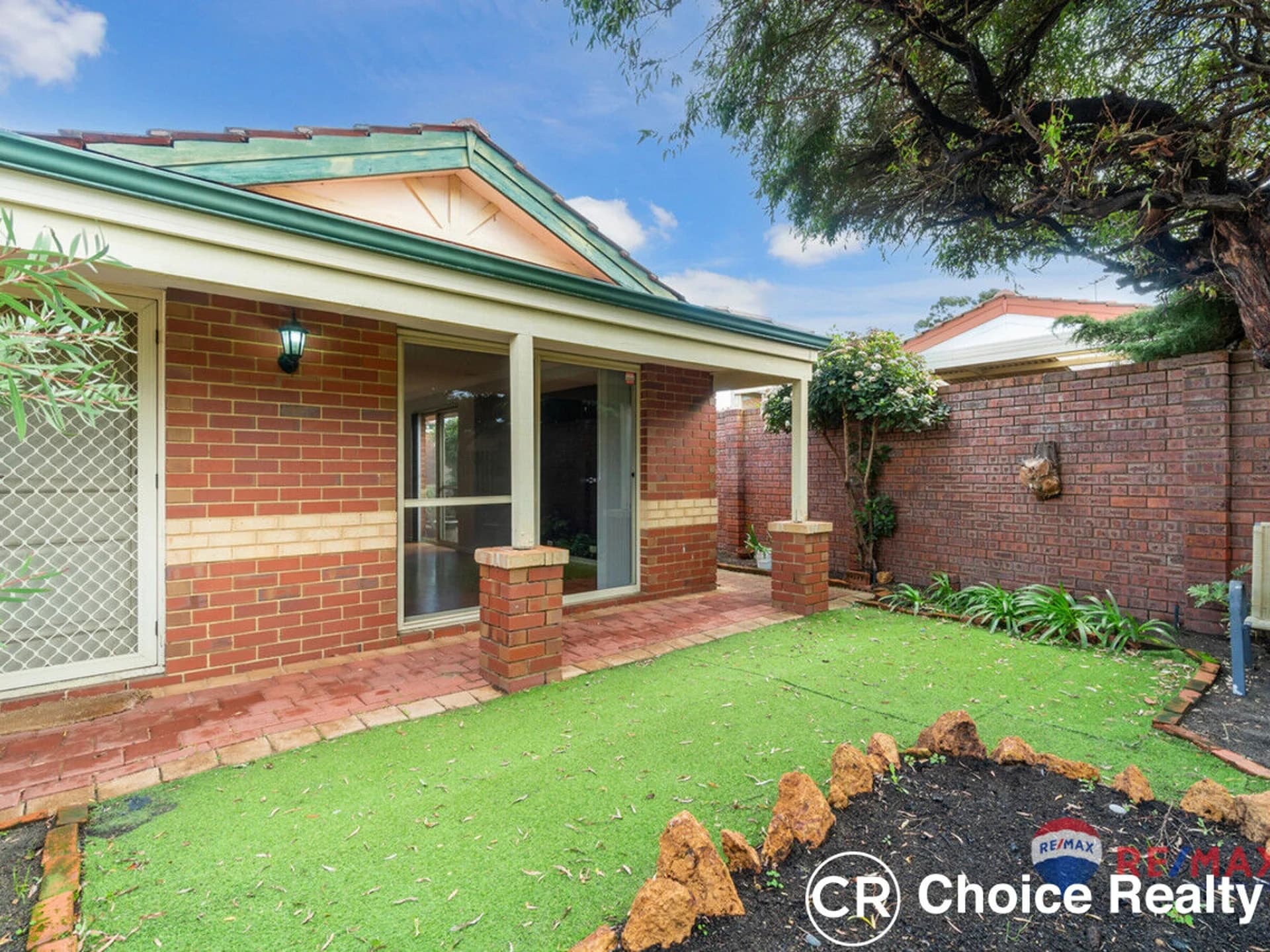 4/56 Mallard Way, Cannington WA 6107, Cannington - Image 1