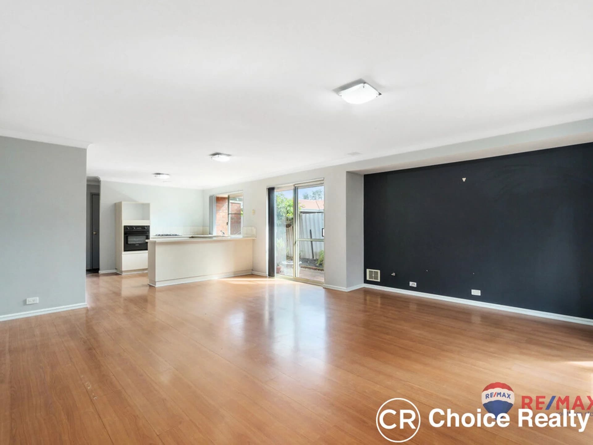 4/56 Mallard Way, Cannington WA 6107, Cannington - Thumbnail 2
