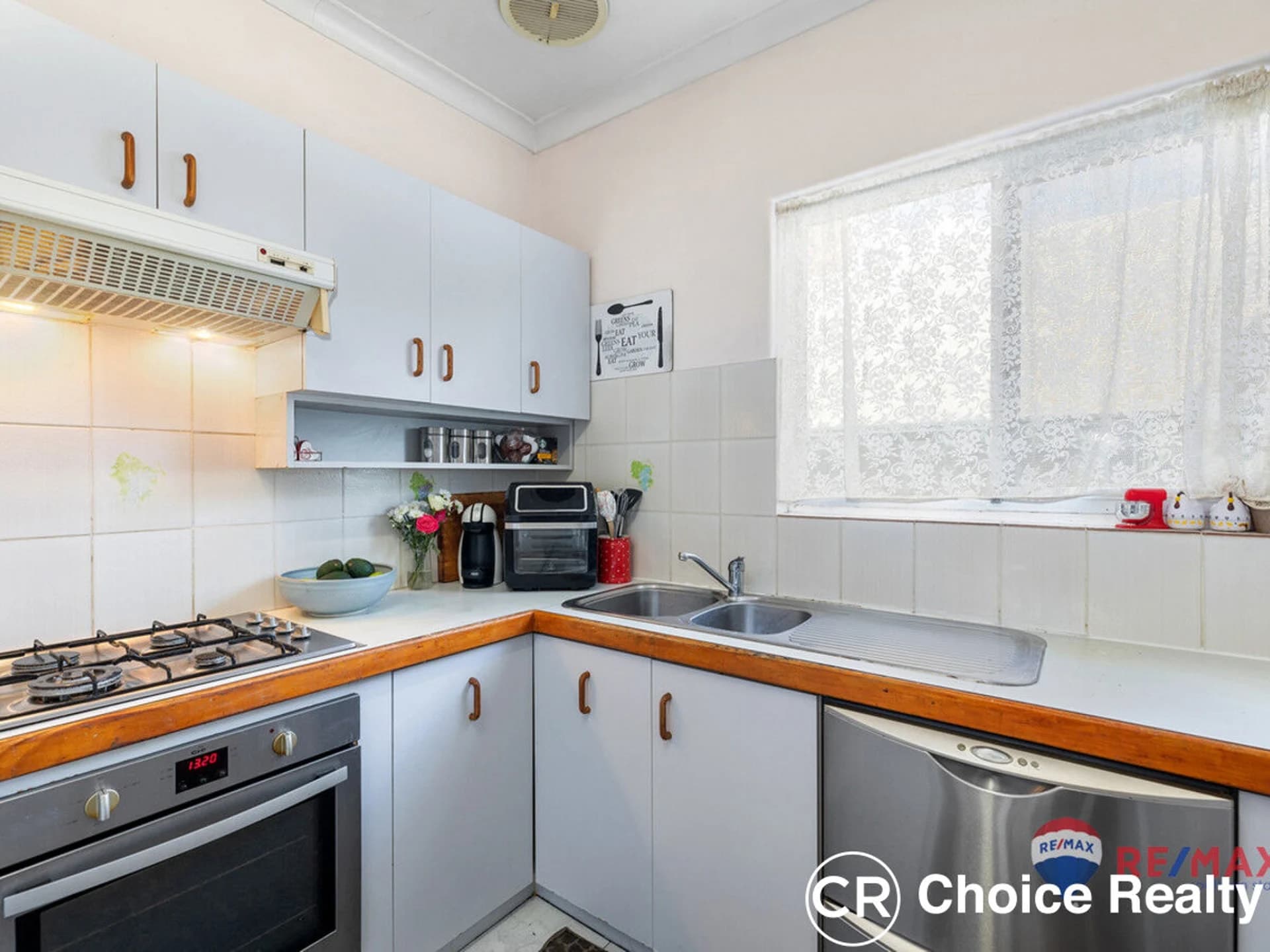 19 Melvin Avenue, Thornlie WA 6108, Thornlie - Thumbnail 2
