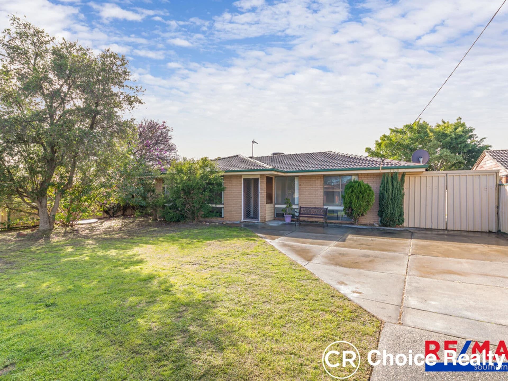 10 Levine Court, THORNLIE WA 6108, Thornlie - Image 1