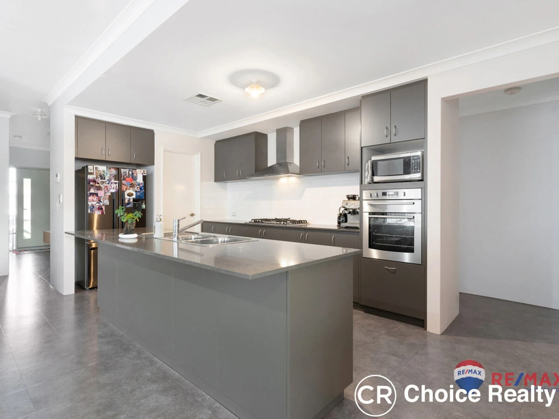 4 Myall Close, Wattle Grove WA 6107, Wattle Grove - Thumbnail 3