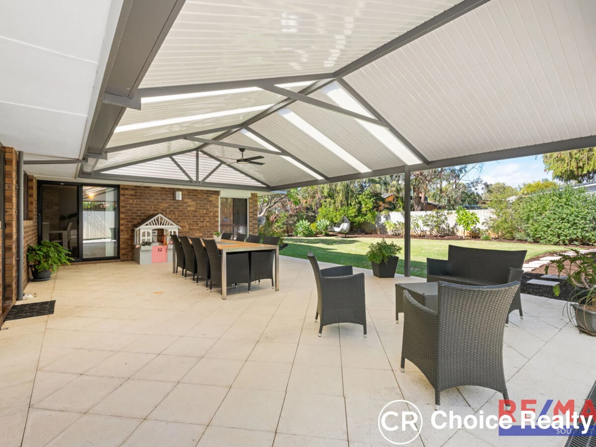 32 Gracechurch Crescent, Leeming WA 6149, Leeming - Thumbnail 2