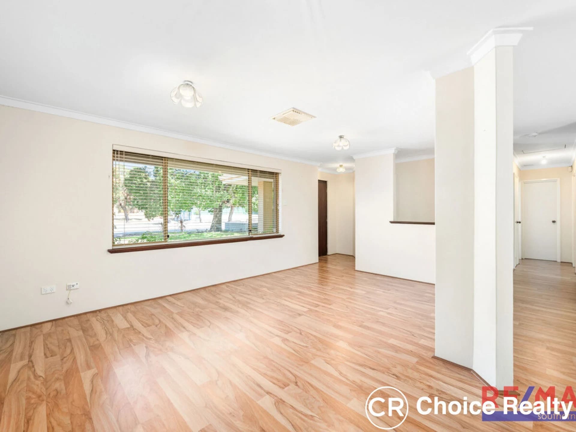 11B Farrington Road, Leeming WA 6149, Leeming - Thumbnail 2