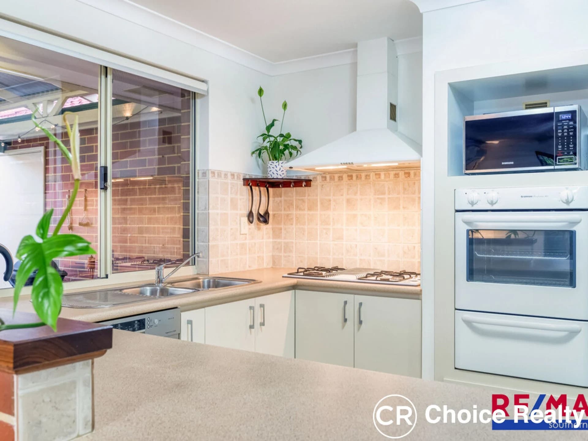 5 Richards Place, Cannington WA 6107, Cannington - Thumbnail 6