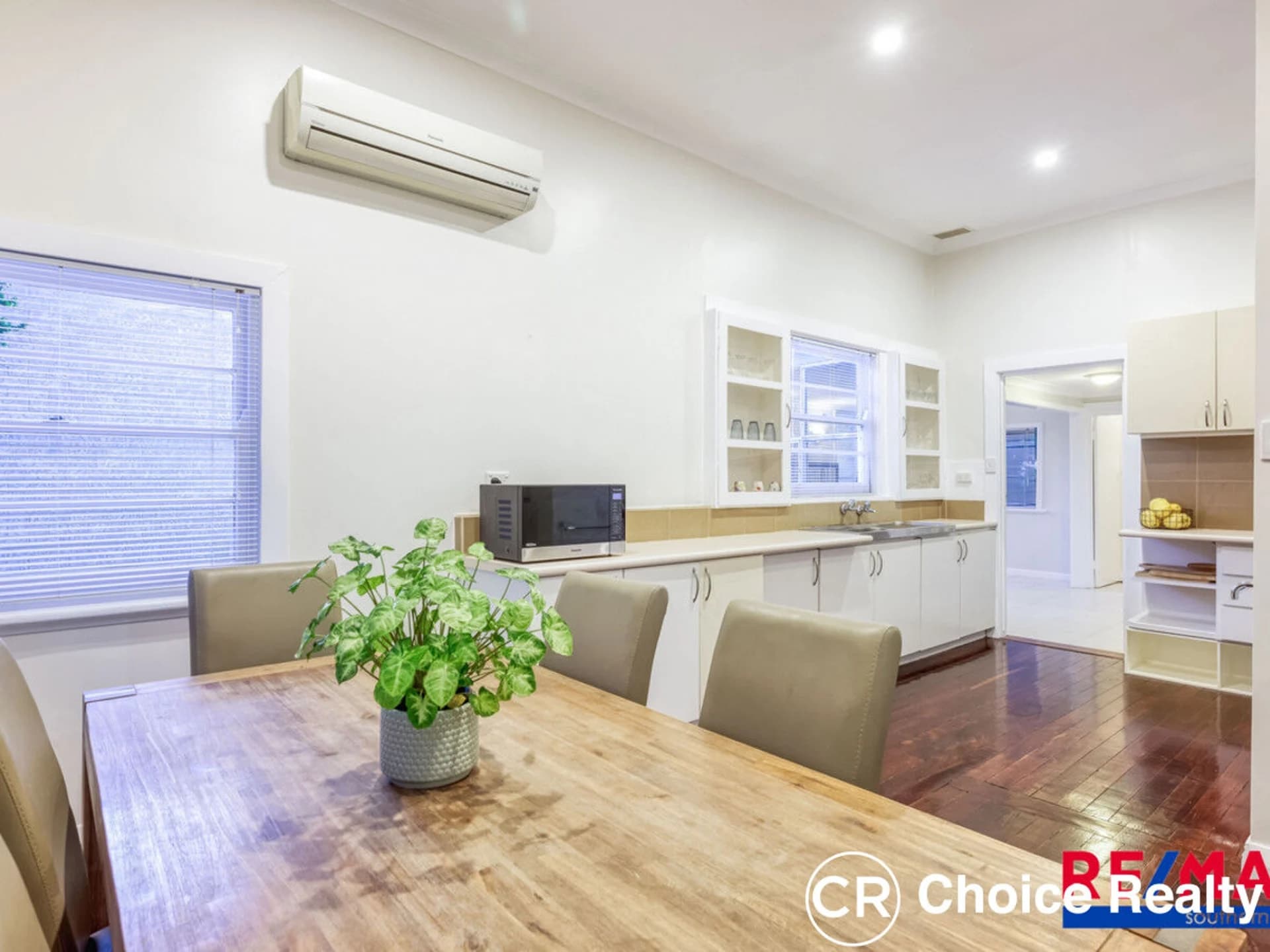 18 Woodloes Street, Cannington WA 6107, Cannington - Thumbnail 5
