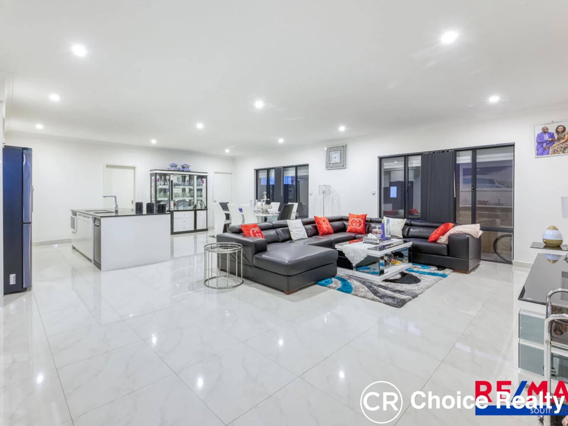 29 Cadaga Way, Piara Waters WA 6112, Piara Waters - Thumbnail 2