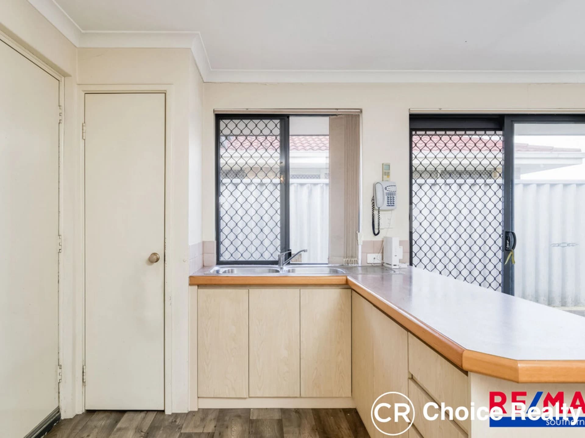 73 Mills Street, Cannington WA 6107, Cannington - Thumbnail 4