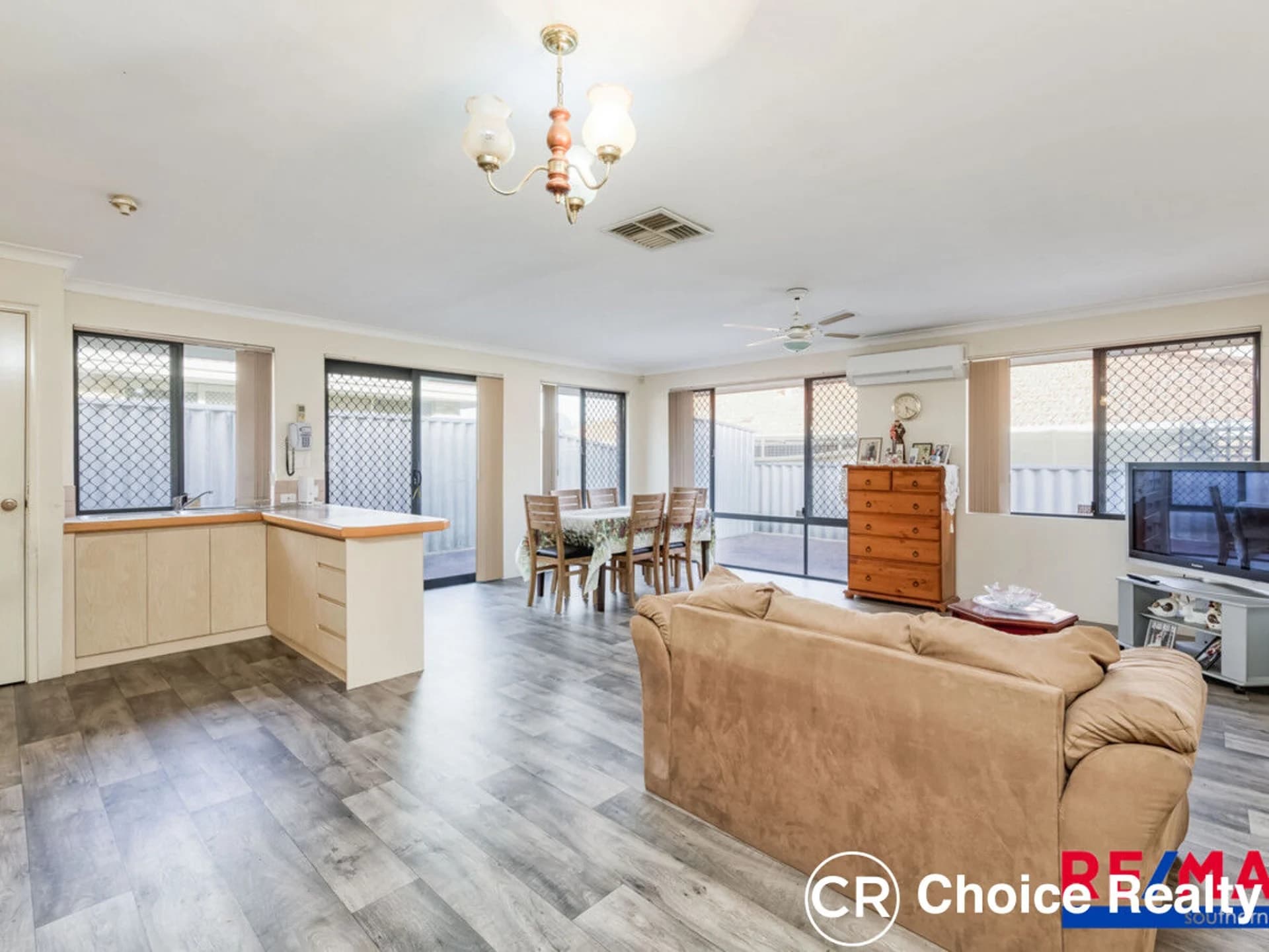 73 Mills Street, Cannington WA 6107, Cannington - Thumbnail 5