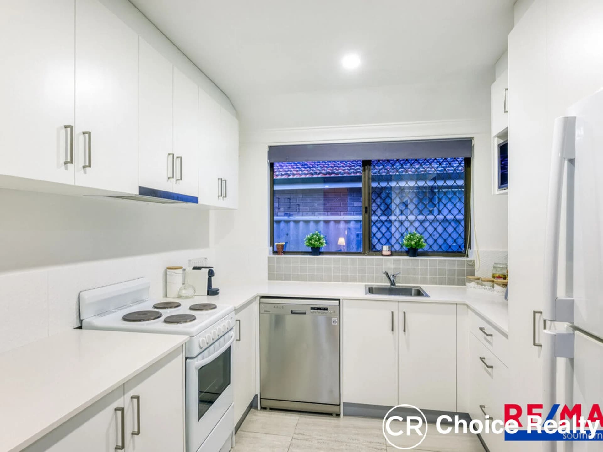 43 Dealy Close, Cannington WA 6107, Cannington - Thumbnail 4