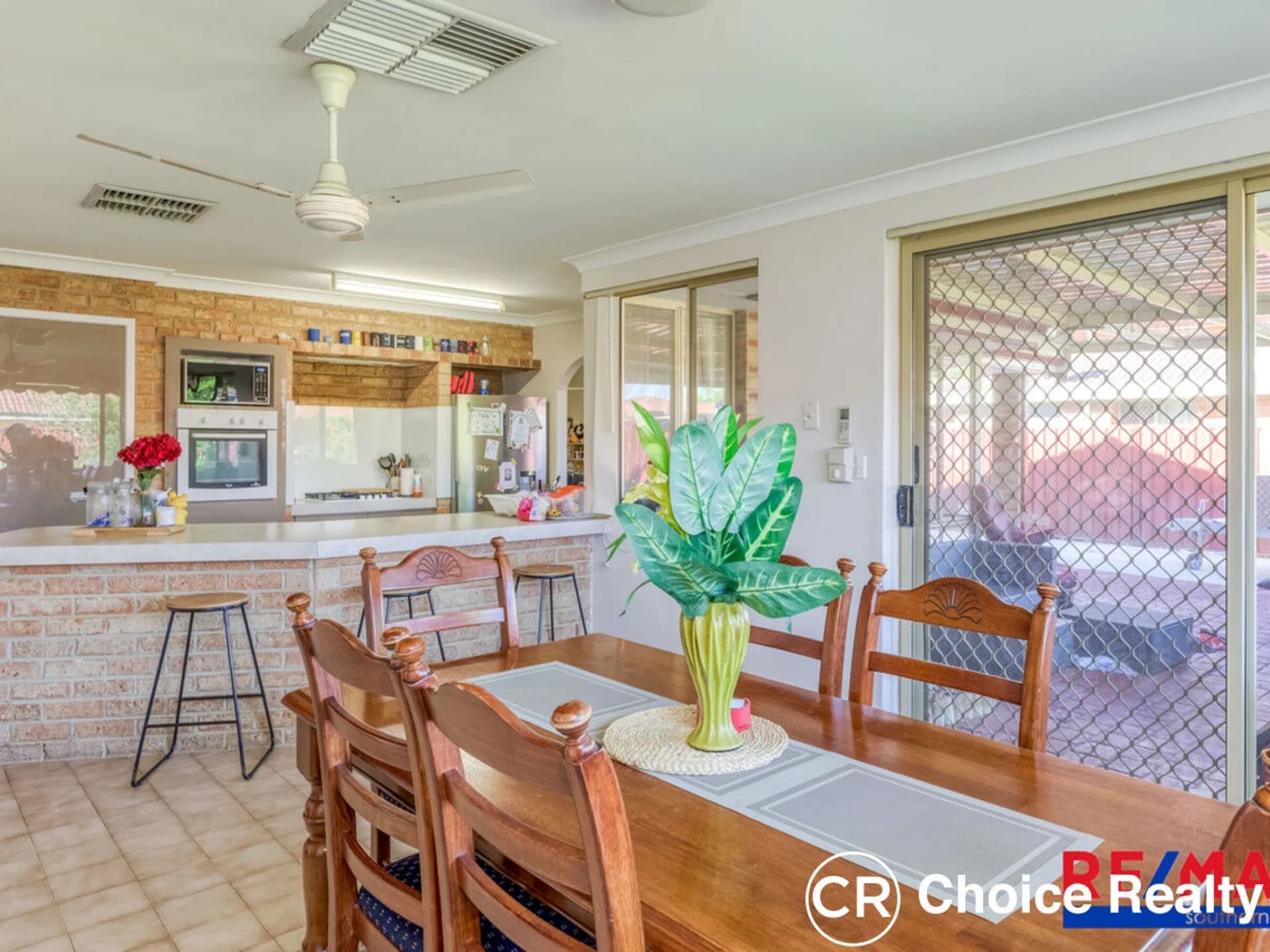 145 Mills Street, Queens Park WA 6107, Queens Park - Thumbnail 3