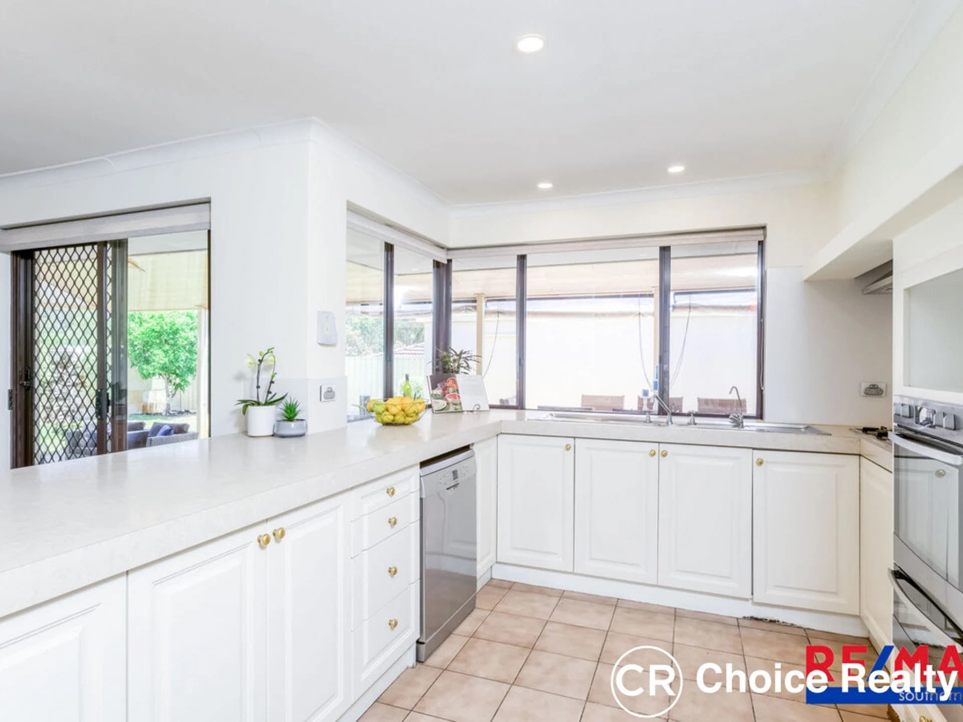 6 Faull Close, Leeming WA 6149, Leeming - Thumbnail 3
