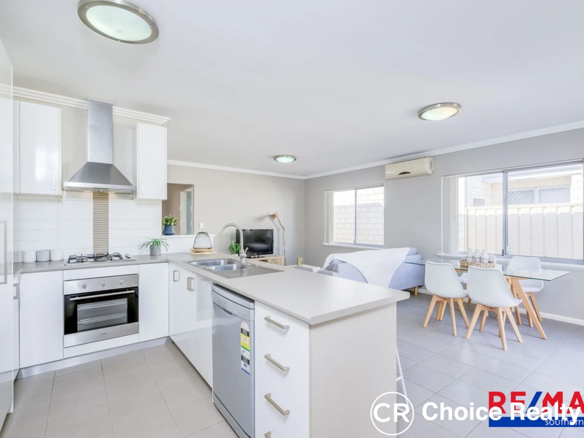 11b Crawford Street, CANNINGTON WA 6107, Cannington - Thumbnail 4