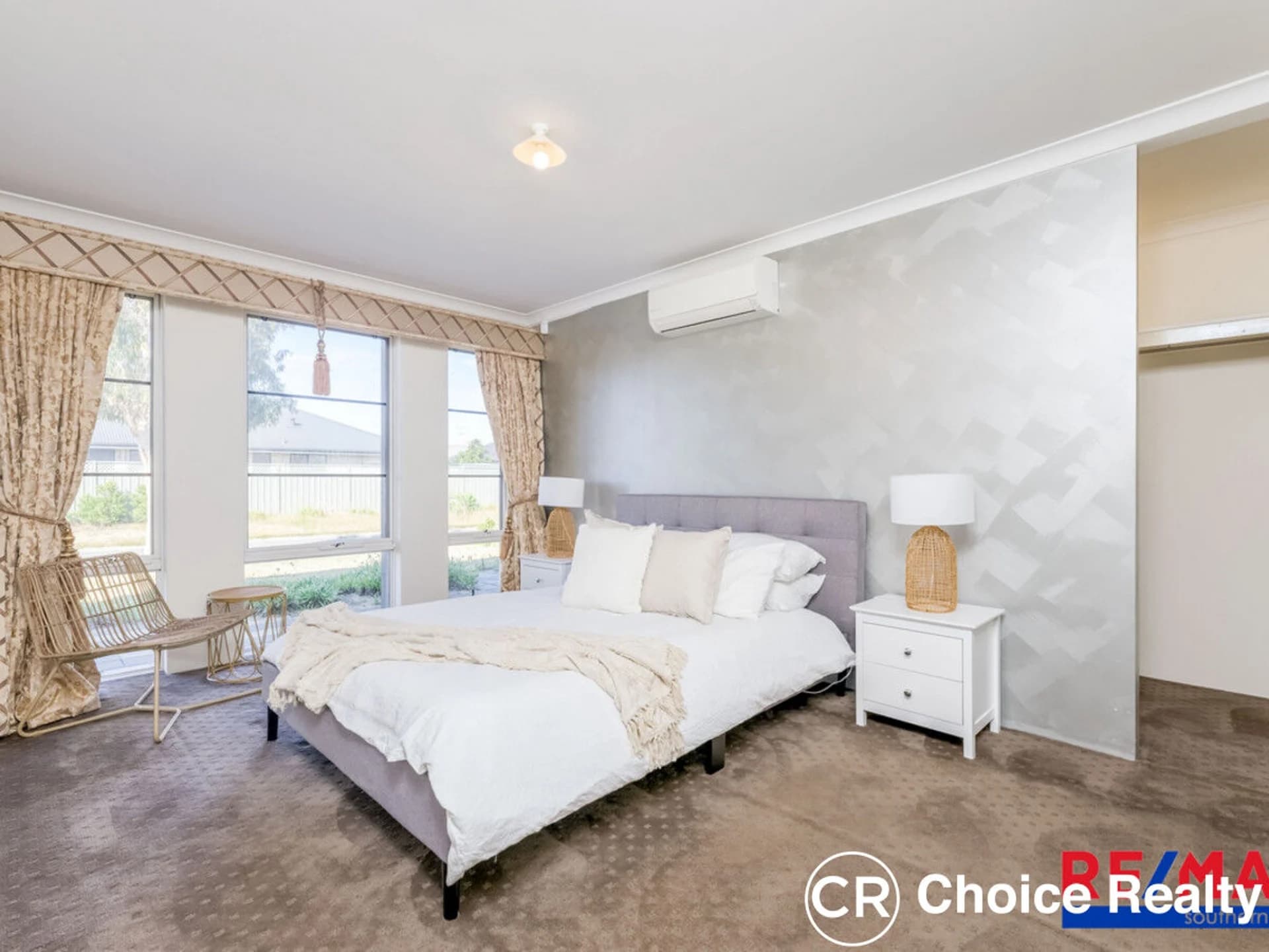 21 Caporn Turn, QUEENS PARK WA 6107, Queens Park - Thumbnail 8