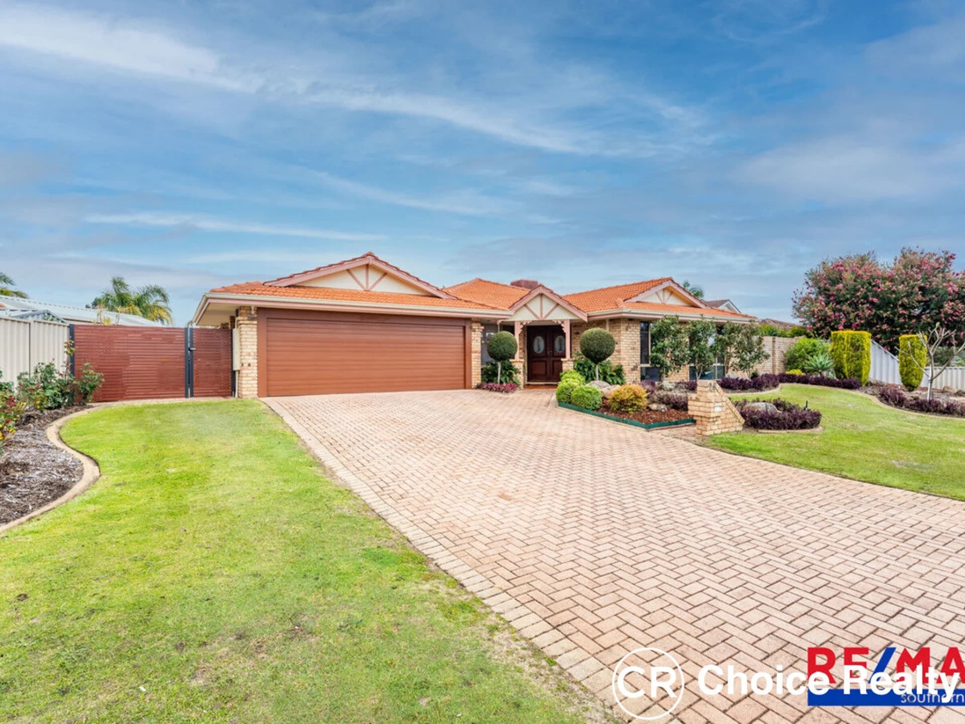 28 Heatherlea Parkway, Leeming WA 6149, Leeming - Image 1