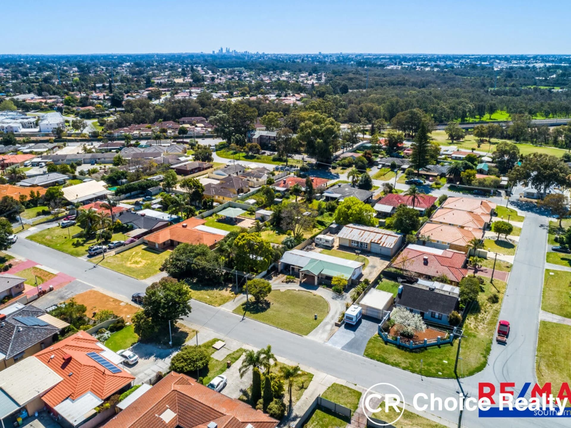 81 Spring Road, Thornlie WA 6108, Thornlie - Thumbnail 5