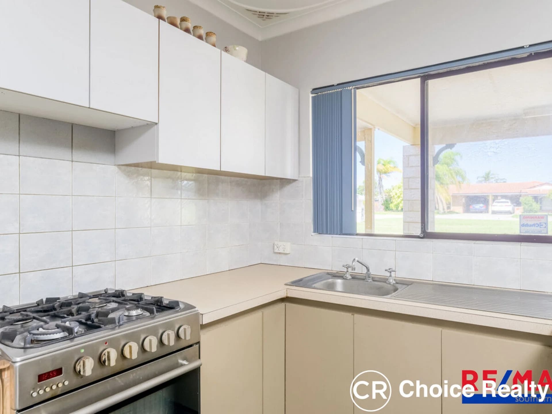 81 Spring Road, Thornlie WA 6108, Thornlie - Thumbnail 8