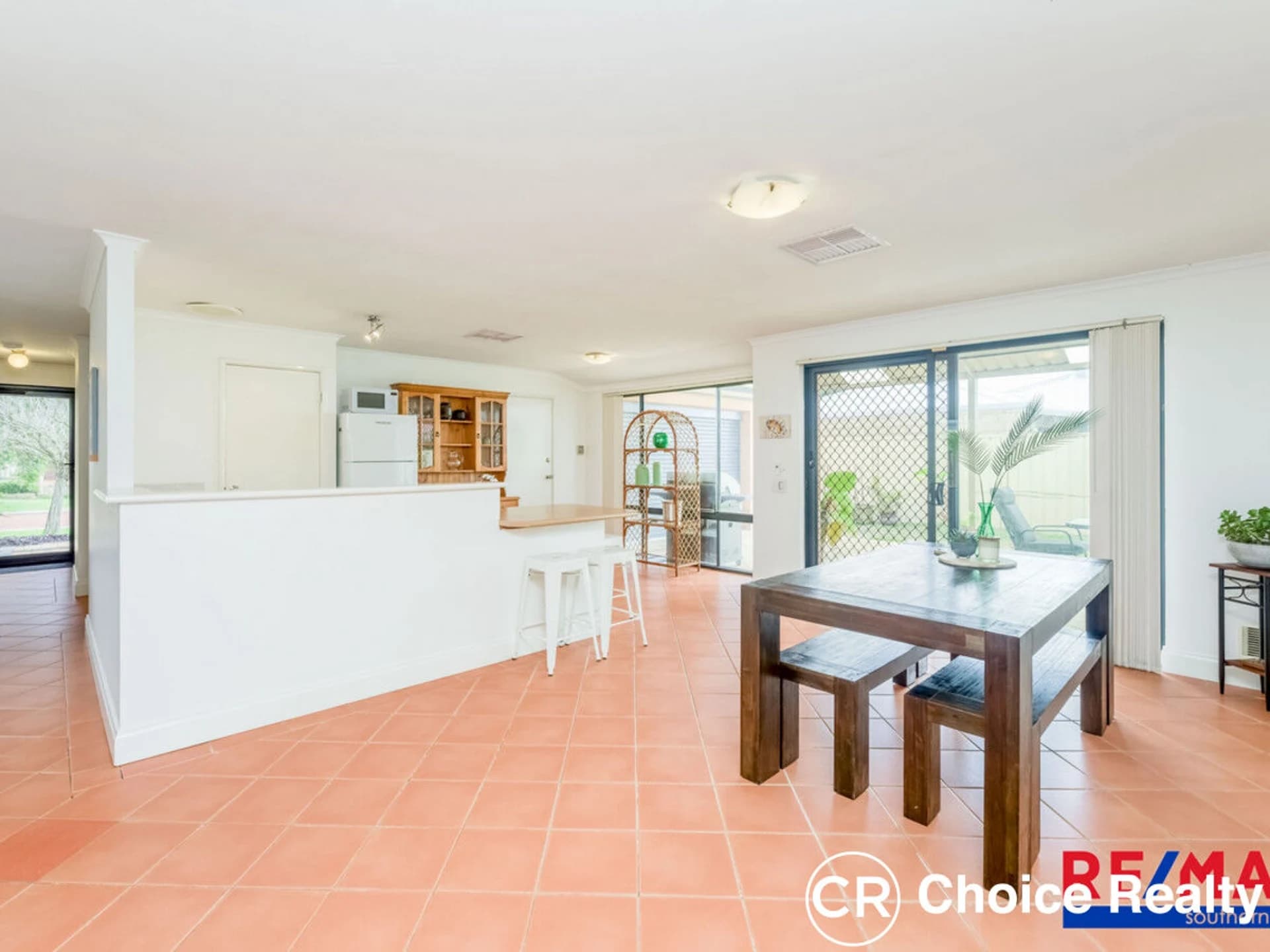 3 Avon Crescent, Atwell WA 6164, Atwell - Thumbnail 7