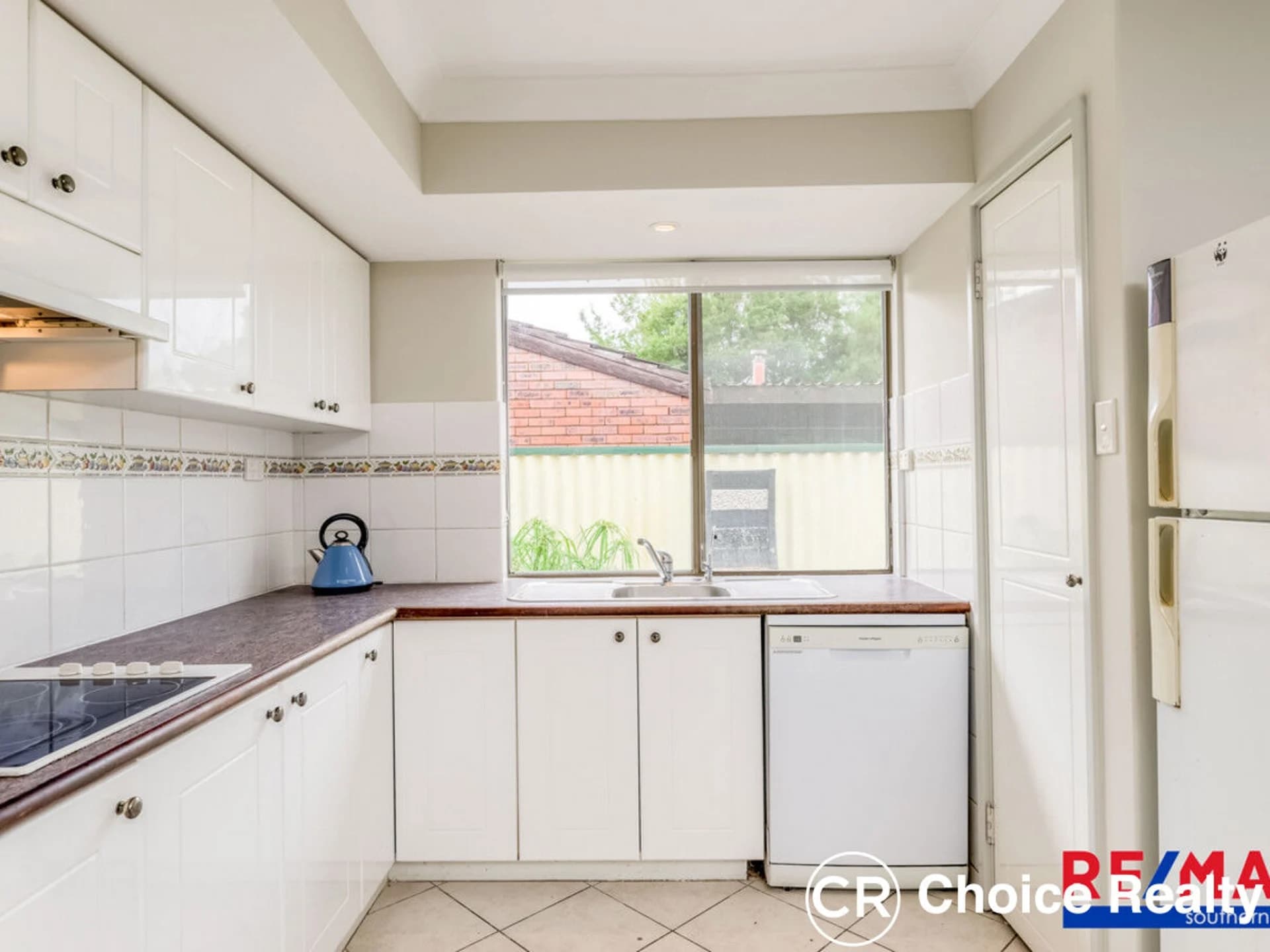 10 Lyndhurst Crescent, Ferndale WA 6148, Ferndale - Thumbnail 7
