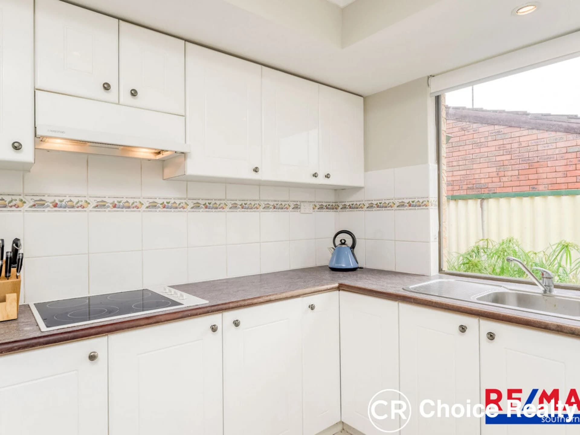 10 Lyndhurst Crescent, Ferndale WA 6148, Ferndale - Thumbnail 8