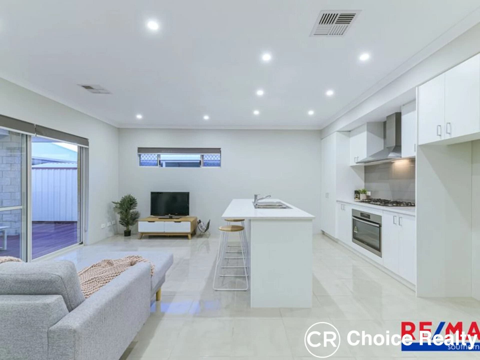 90 Crawford Street, EAST CANNINGTON WA 6107, East Cannington - Thumbnail 4