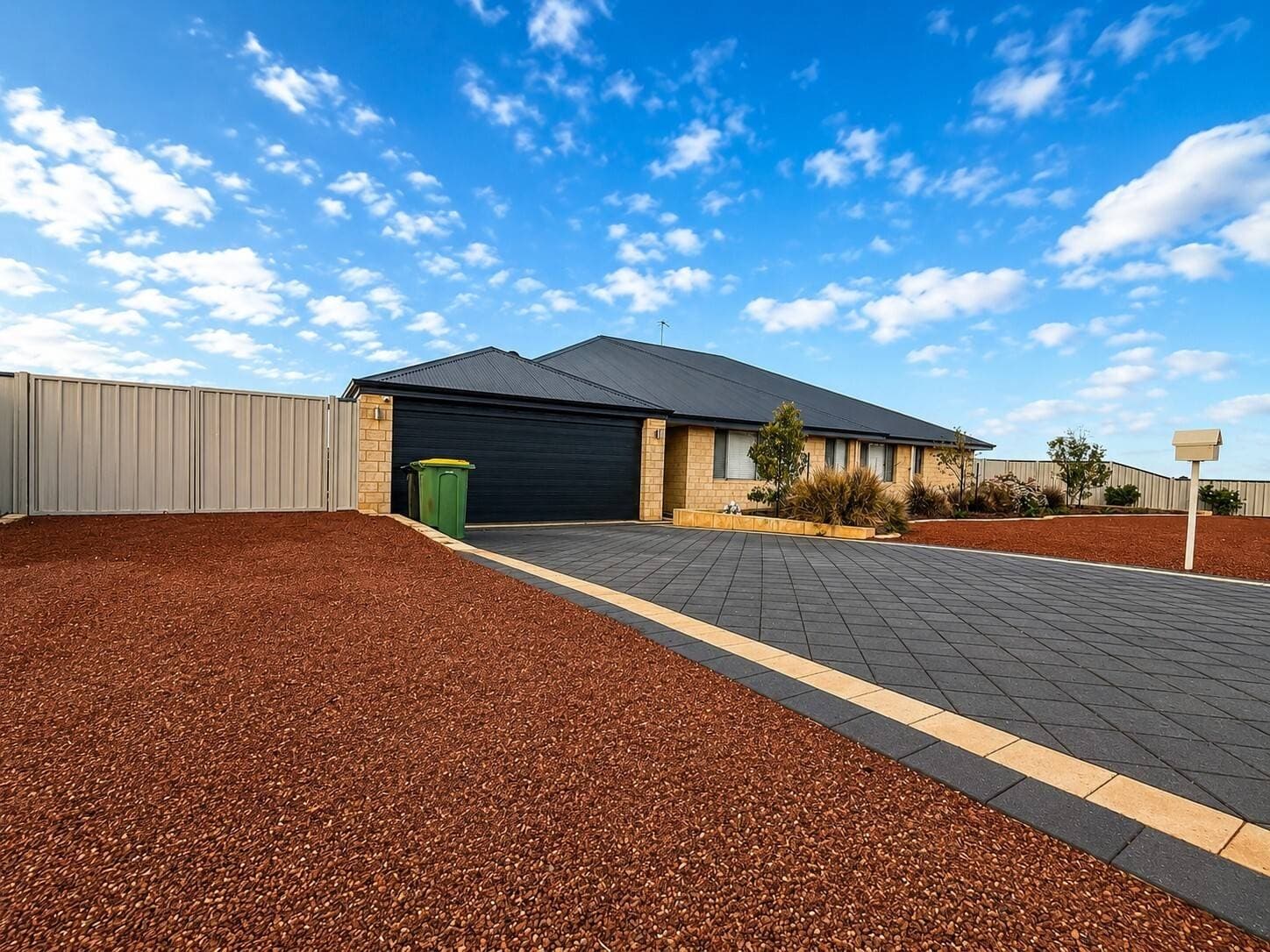 12 Fairway Bend, Northam - Image 1