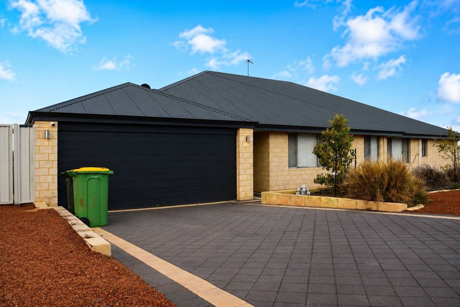 12 Fairway Bend, Northam - Thumbnail 2