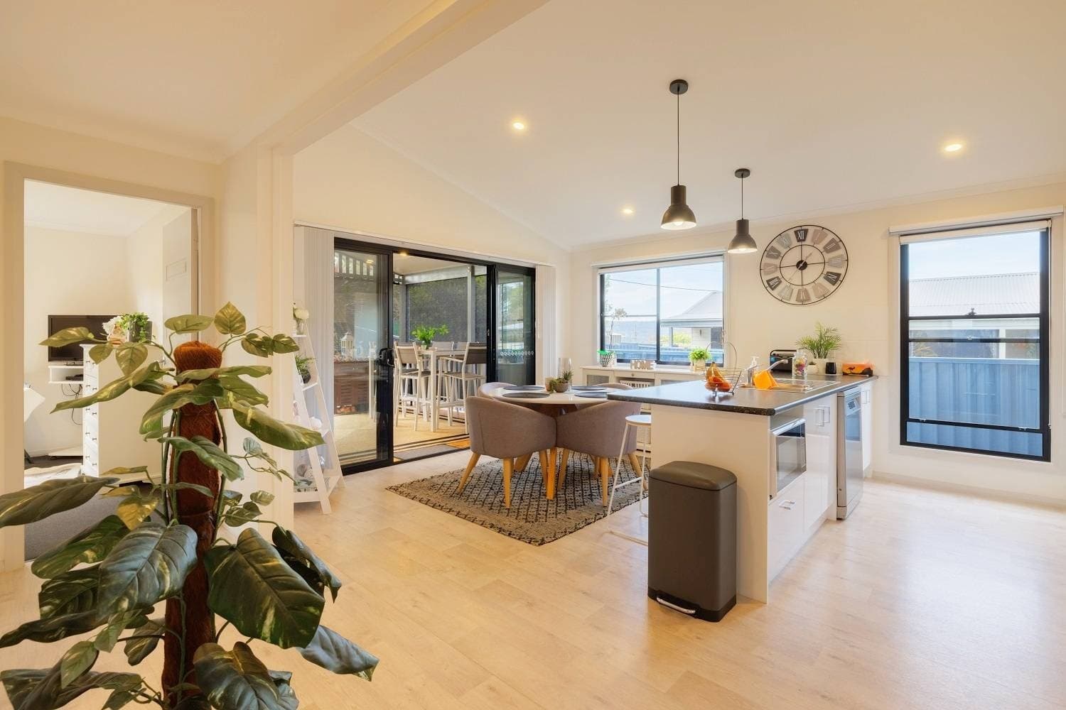 LV 4, 99 Princes Highway, Eden, Eden - Thumbnail 6