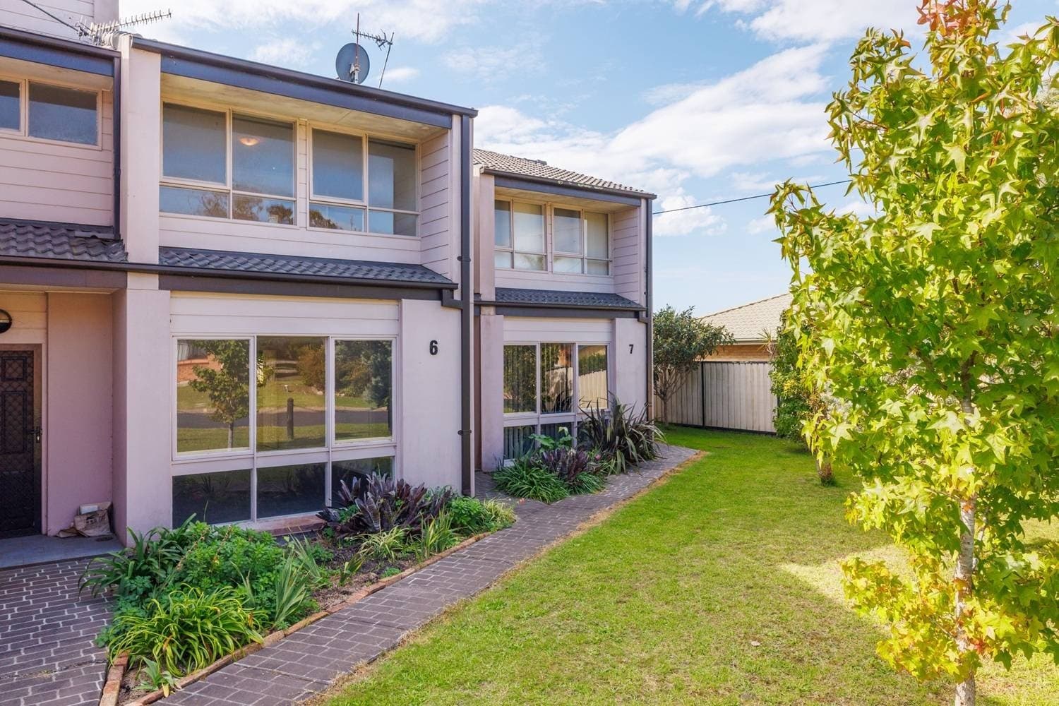 Unit 6, 9-13 Lakeside Dr, Eden, Eden - Thumbnail 4