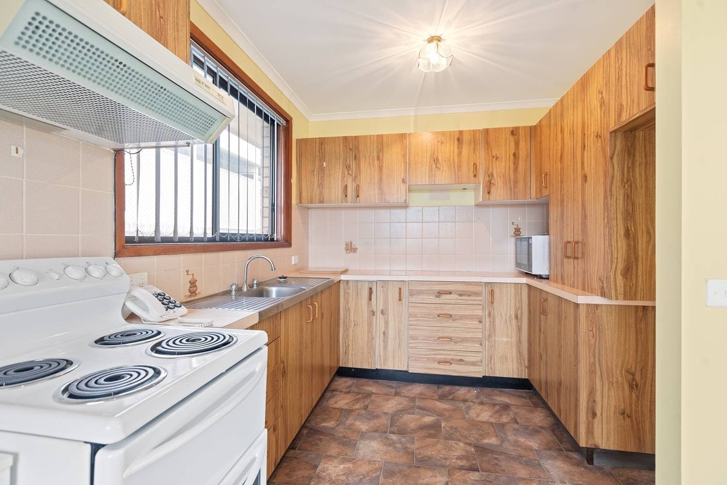 Unit 8, 46 Curalo Street, Eden, Eden - Thumbnail 6