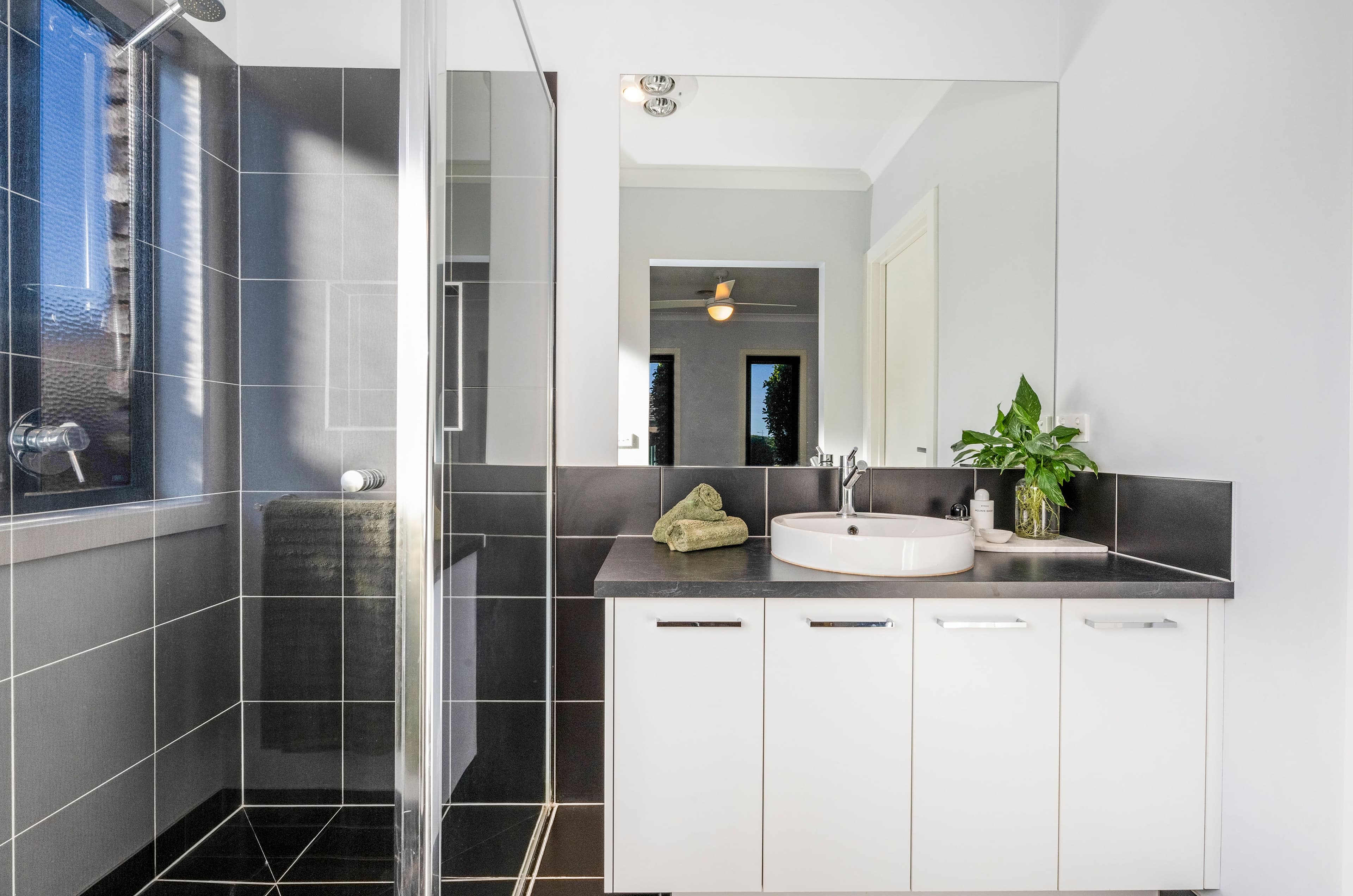 28 Keane Street, Koroit VIC 3282, Koroit - Thumbnail 8