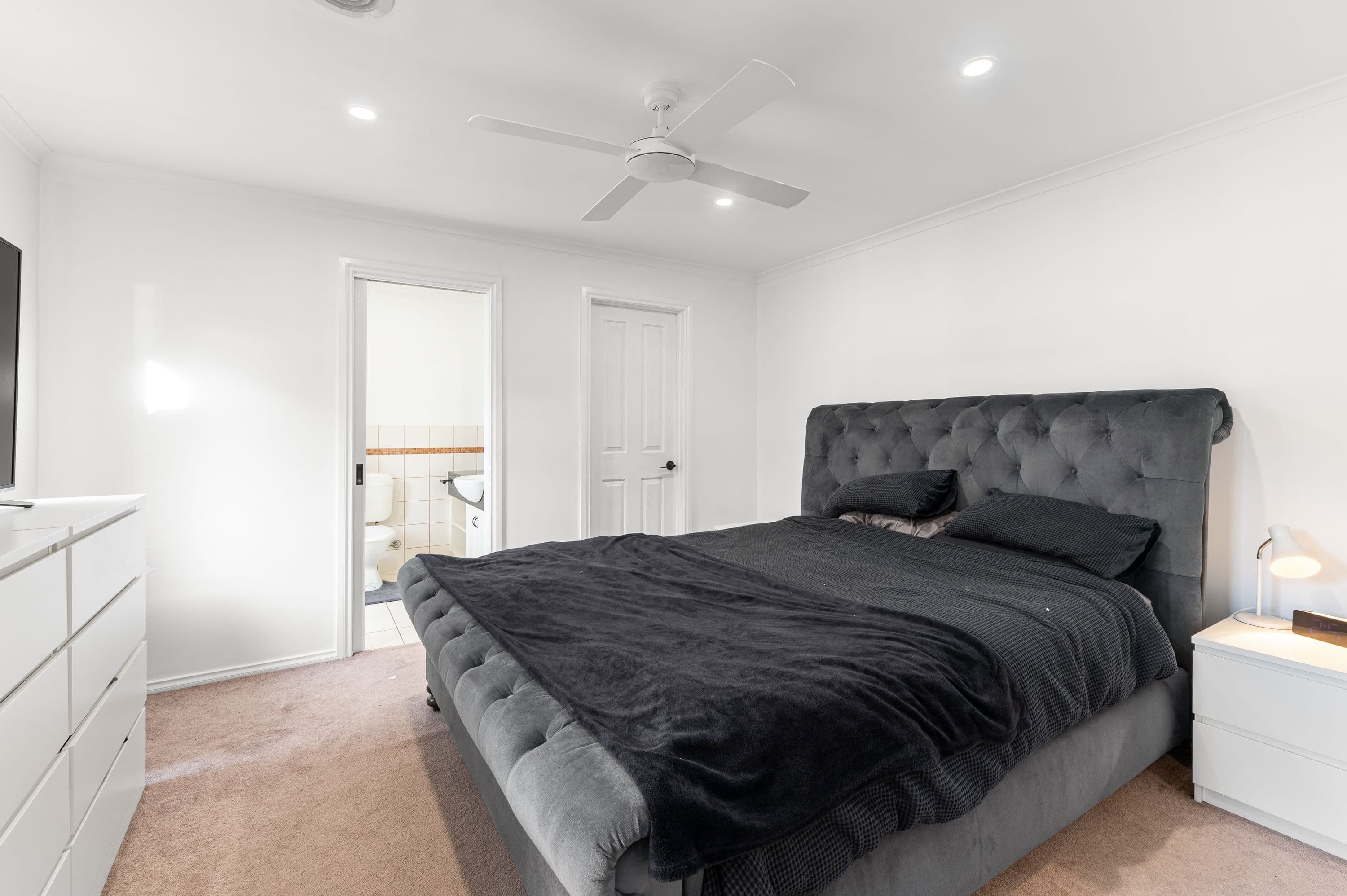 1 Darius Terrace, South Morang VIC 3752, South Morang - Thumbnail 7