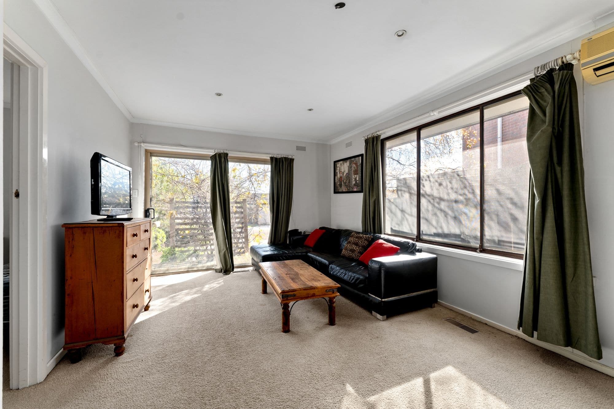 1A Almond Avenue, Brooklyn VIC 3012, Brooklyn - Thumbnail 2