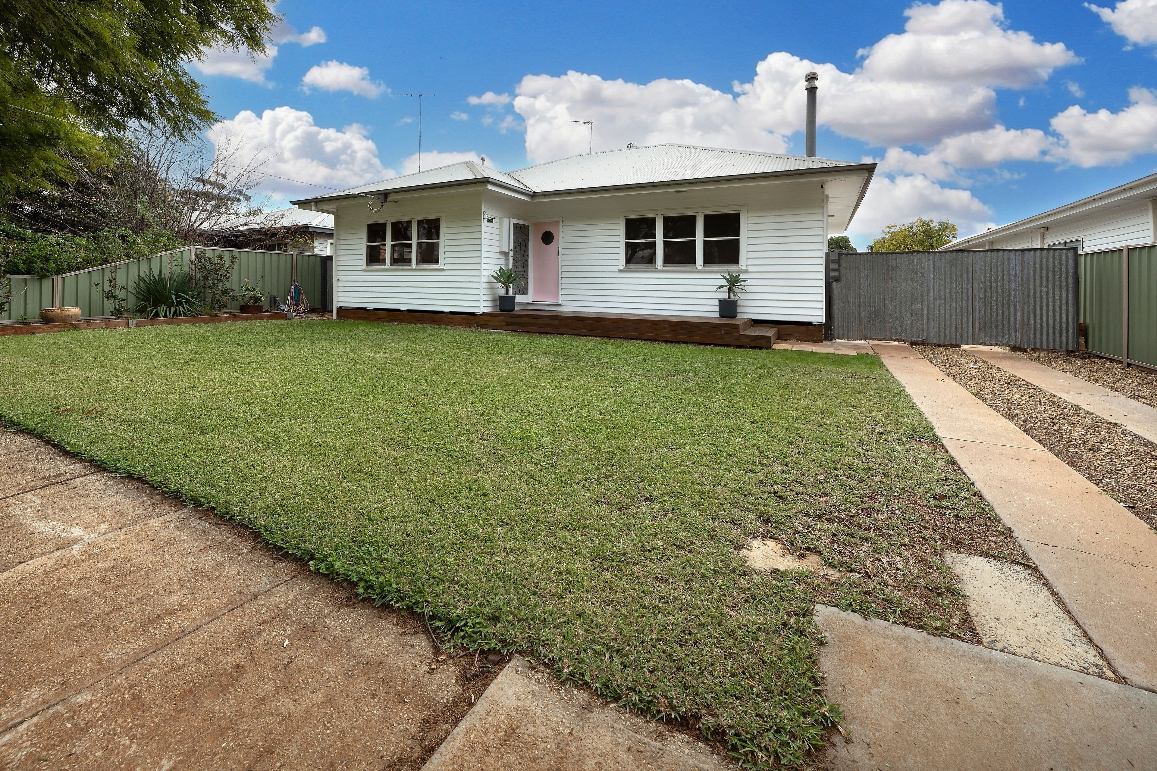 4 Whittaker Street, Swan Hill VIC 3585, Swan Hill - Thumbnail 2