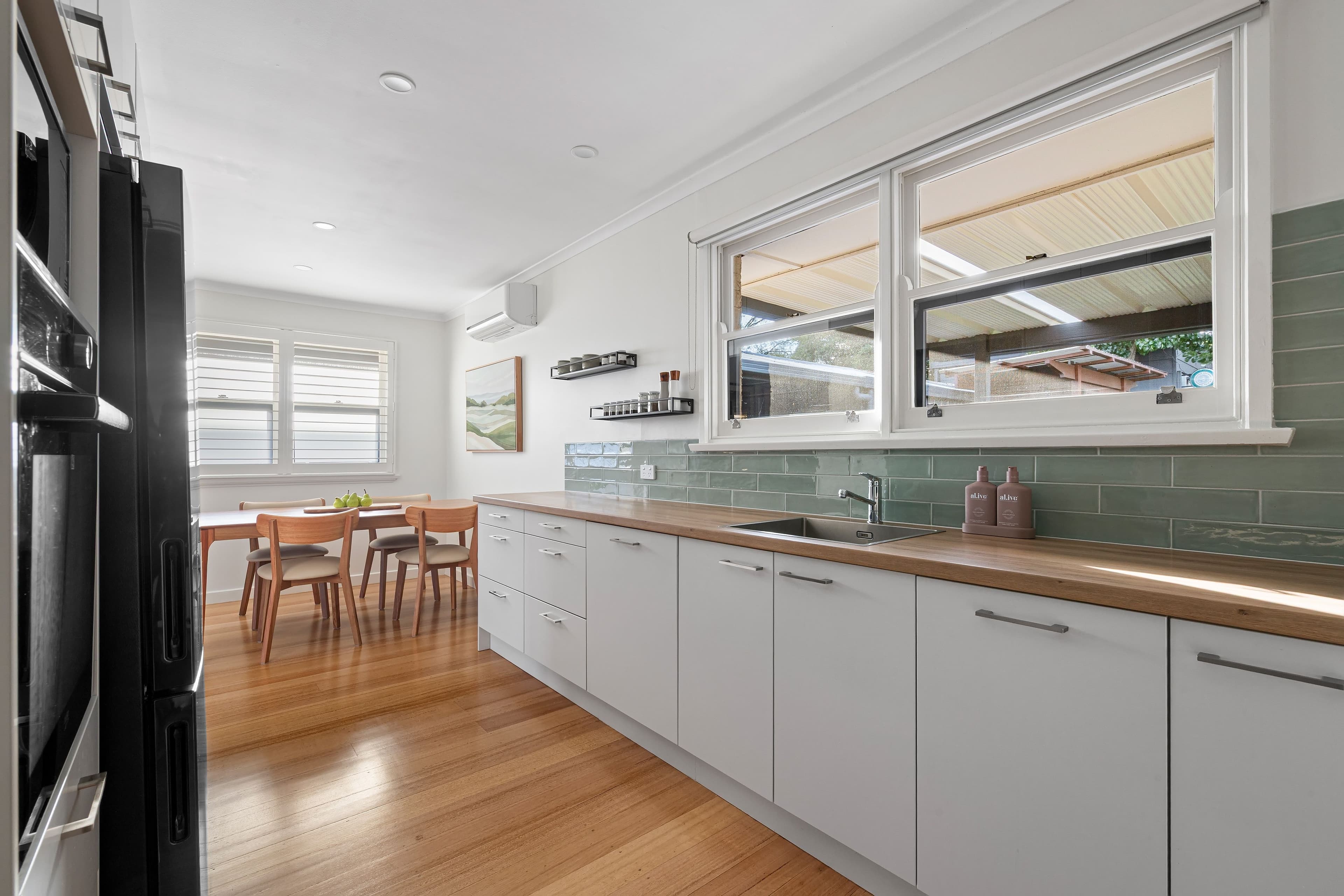 12 Cooinda Crescent, Watsonia VIC 3087, Watsonia - Thumbnail 6