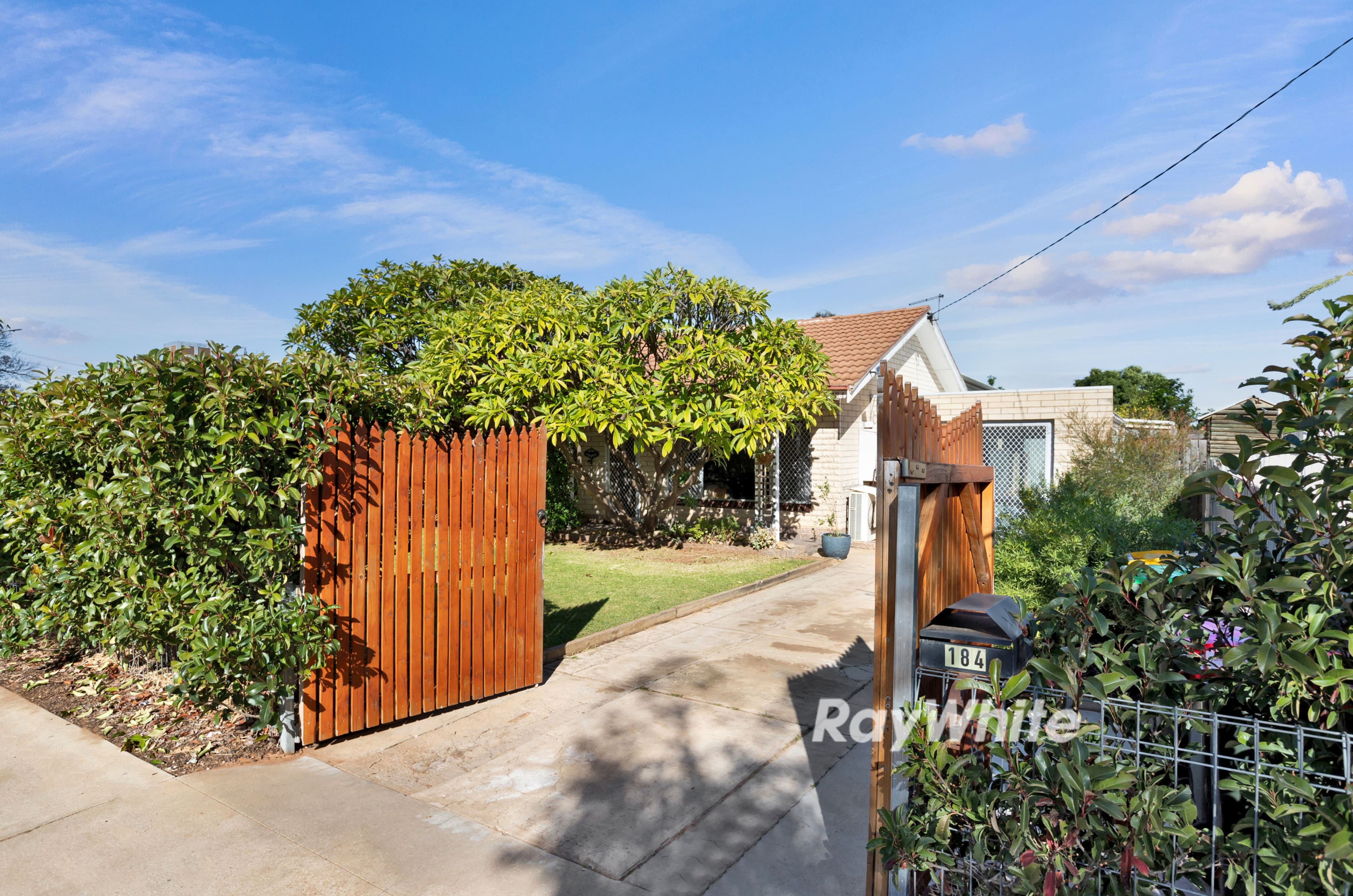 184 Commercial Street, Merbein VIC 3505, Merbein - Image 1