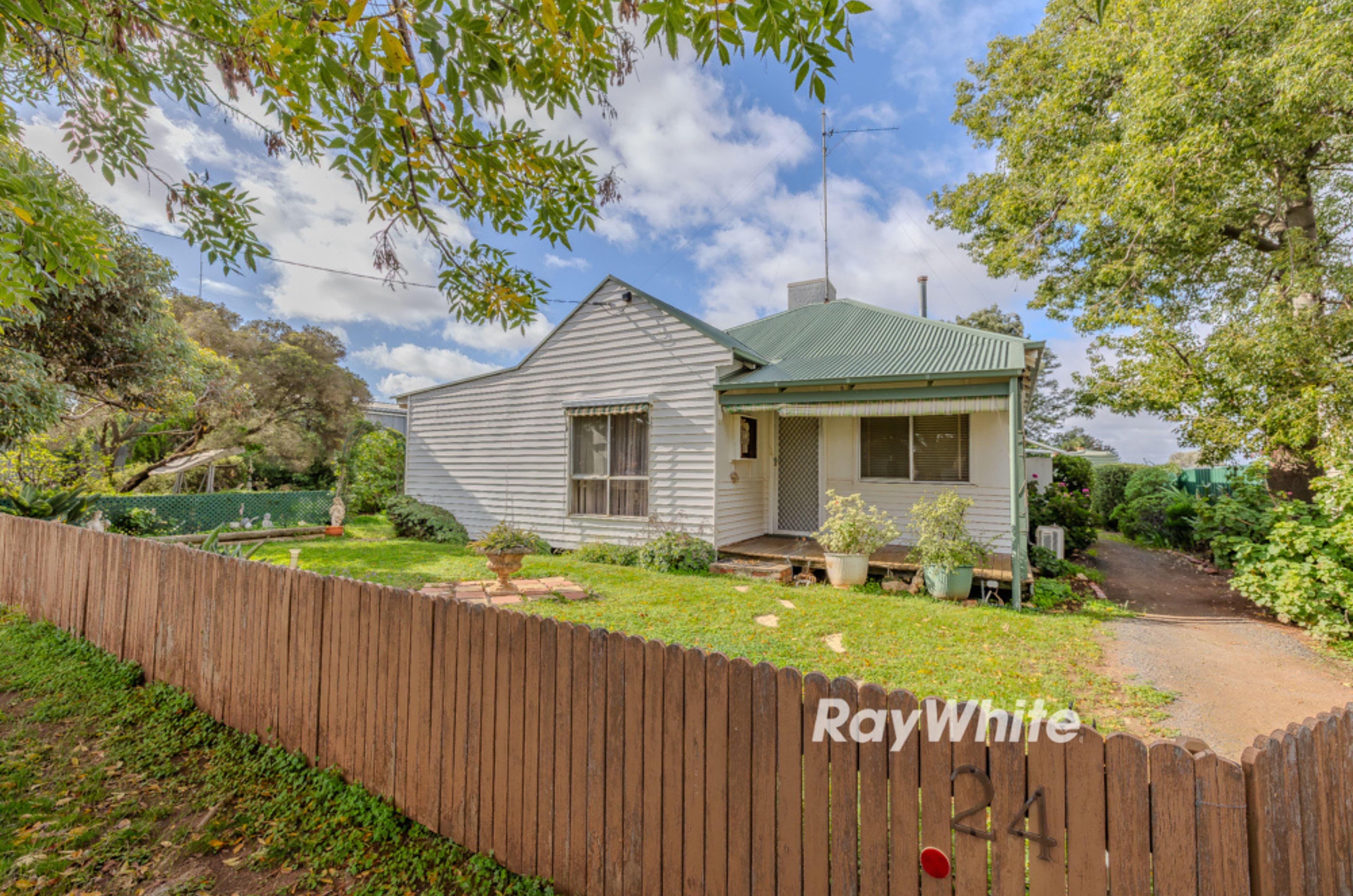 24 Abbott Street, Birchip VIC 3483, Birchip - Image 1