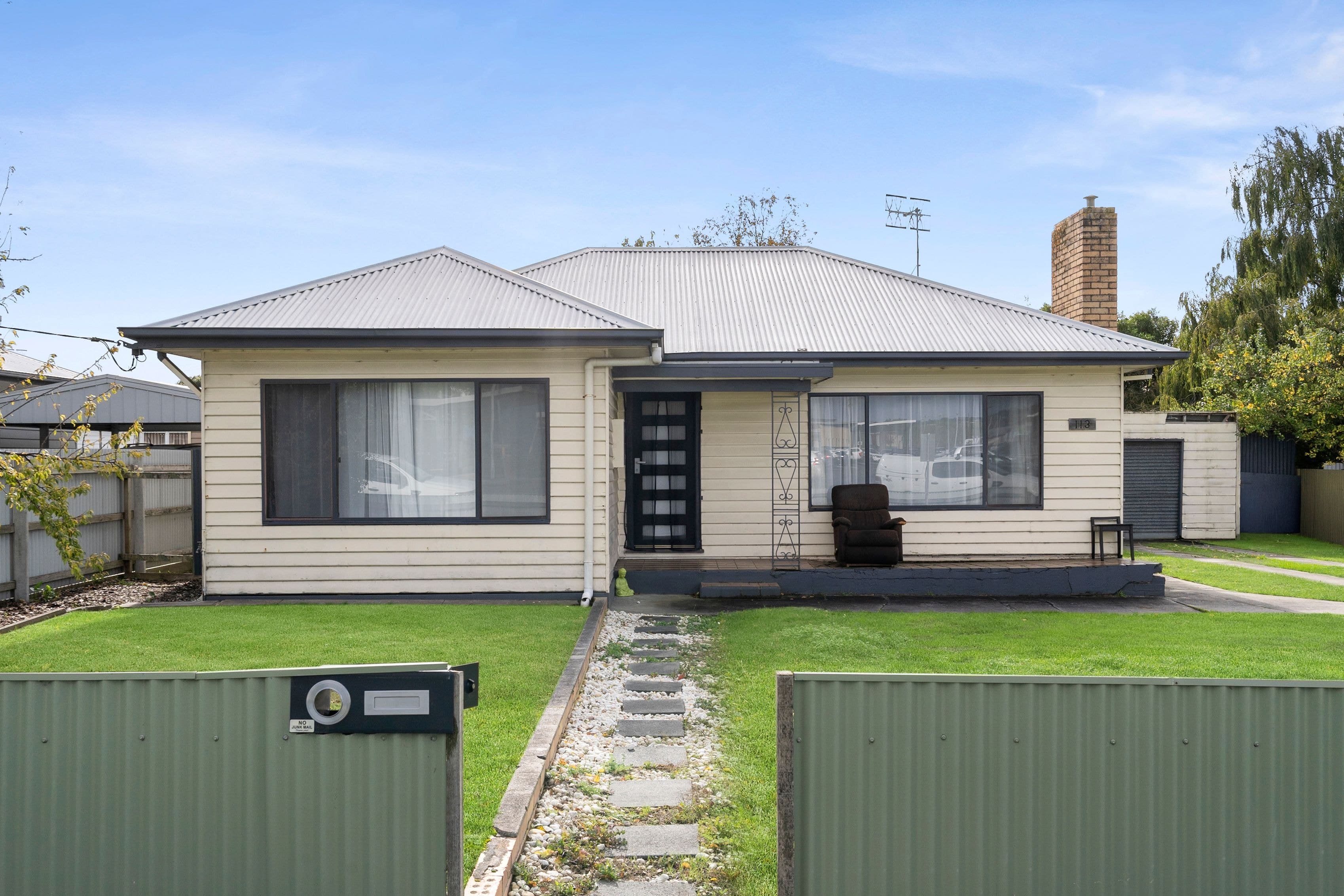 113 Hearn Street, Colac VIC 3250, Colac - Image 1