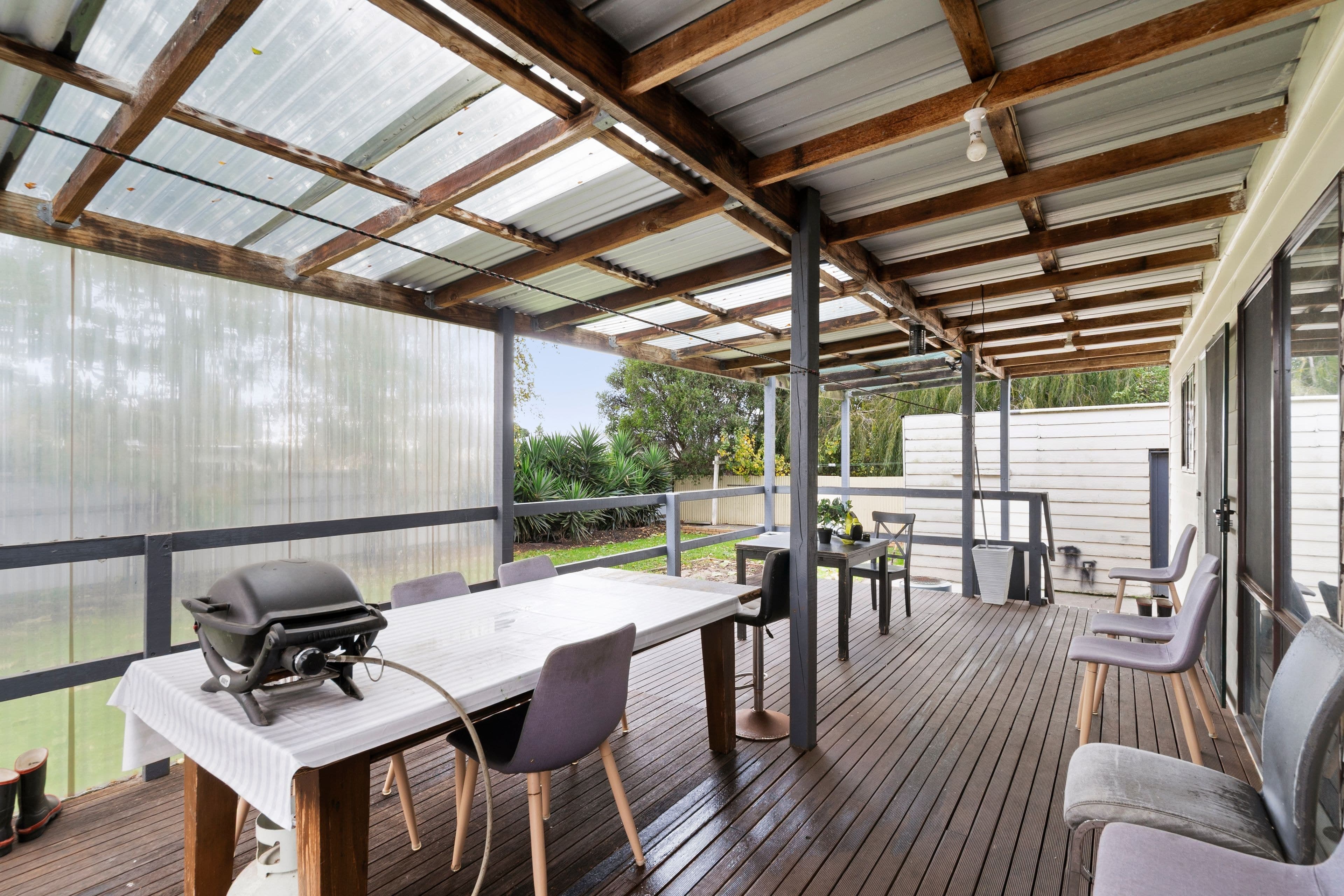 113 Hearn Street, Colac VIC 3250, Colac - Thumbnail 4