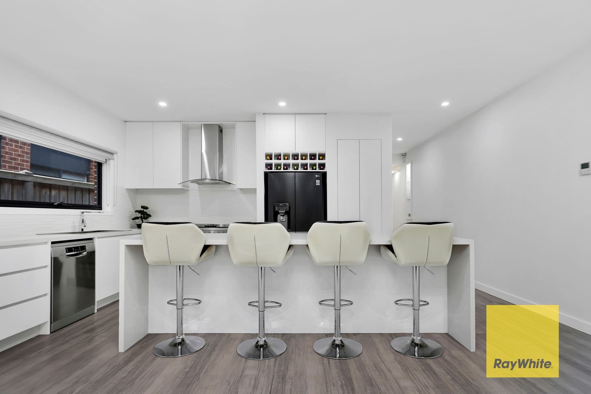 36 Upthorpe Way, Mickleham VIC 3064, Mickleham - Thumbnail 5