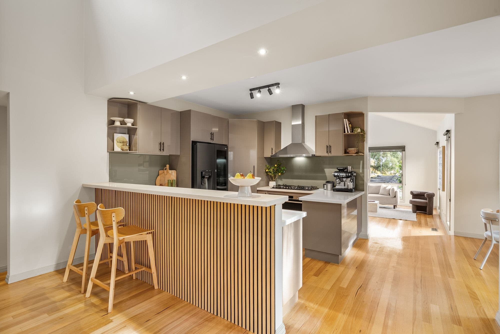 63 Whistler Drive, Berwick VIC 3806, Berwick - Thumbnail 3