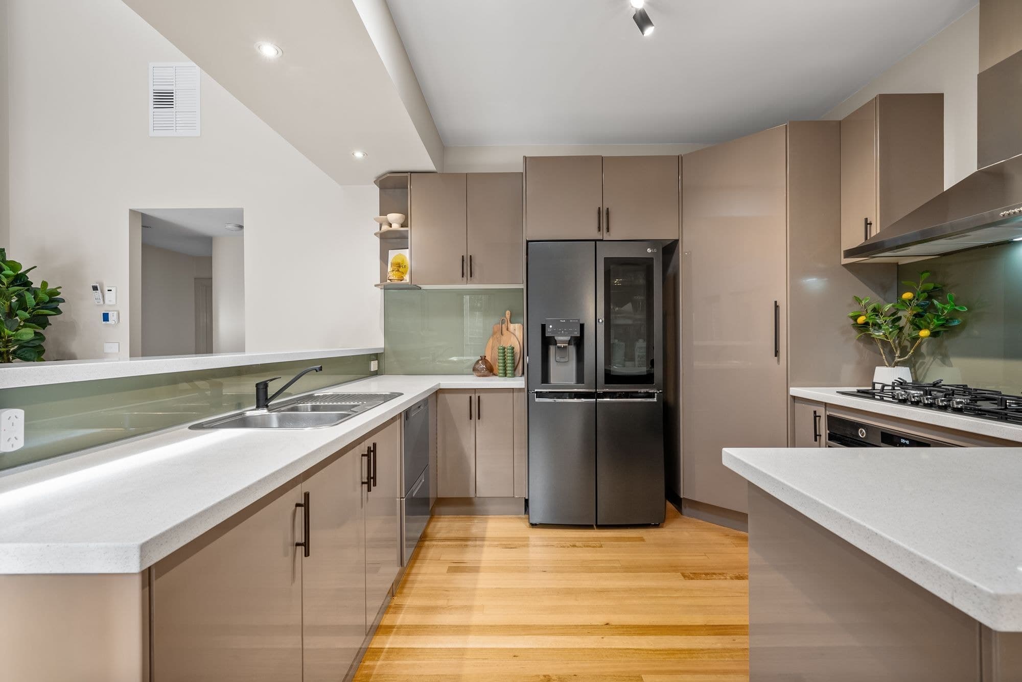 63 Whistler Drive, Berwick VIC 3806, Berwick - Thumbnail 4