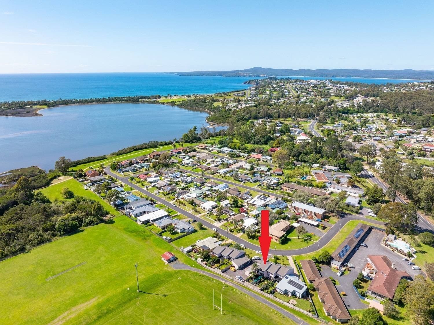 Unit 4, 9-13 Lakeside Dr, Eden, Eden - Thumbnail 2