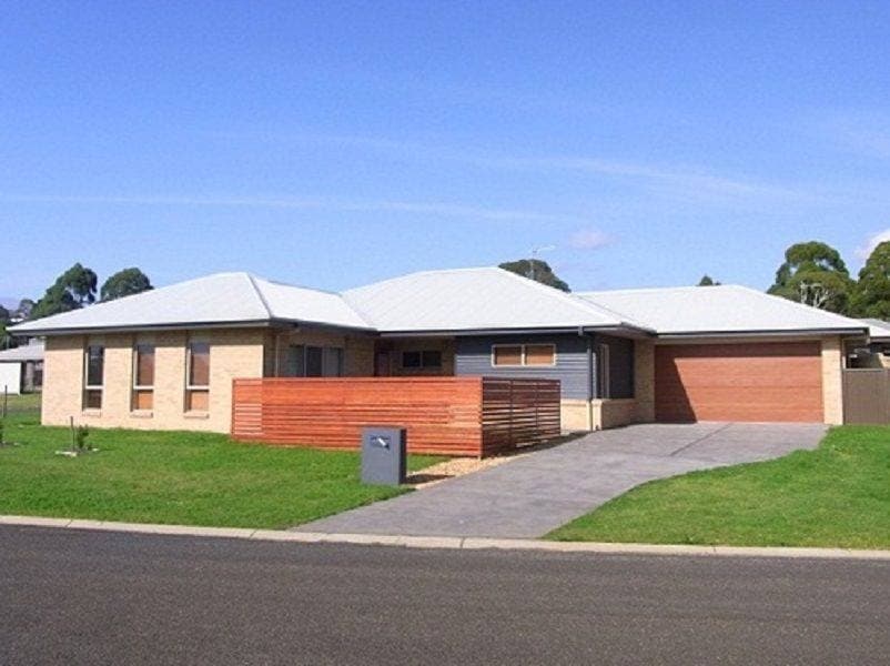 9 Wave Street, Eden, Eden - Image 1